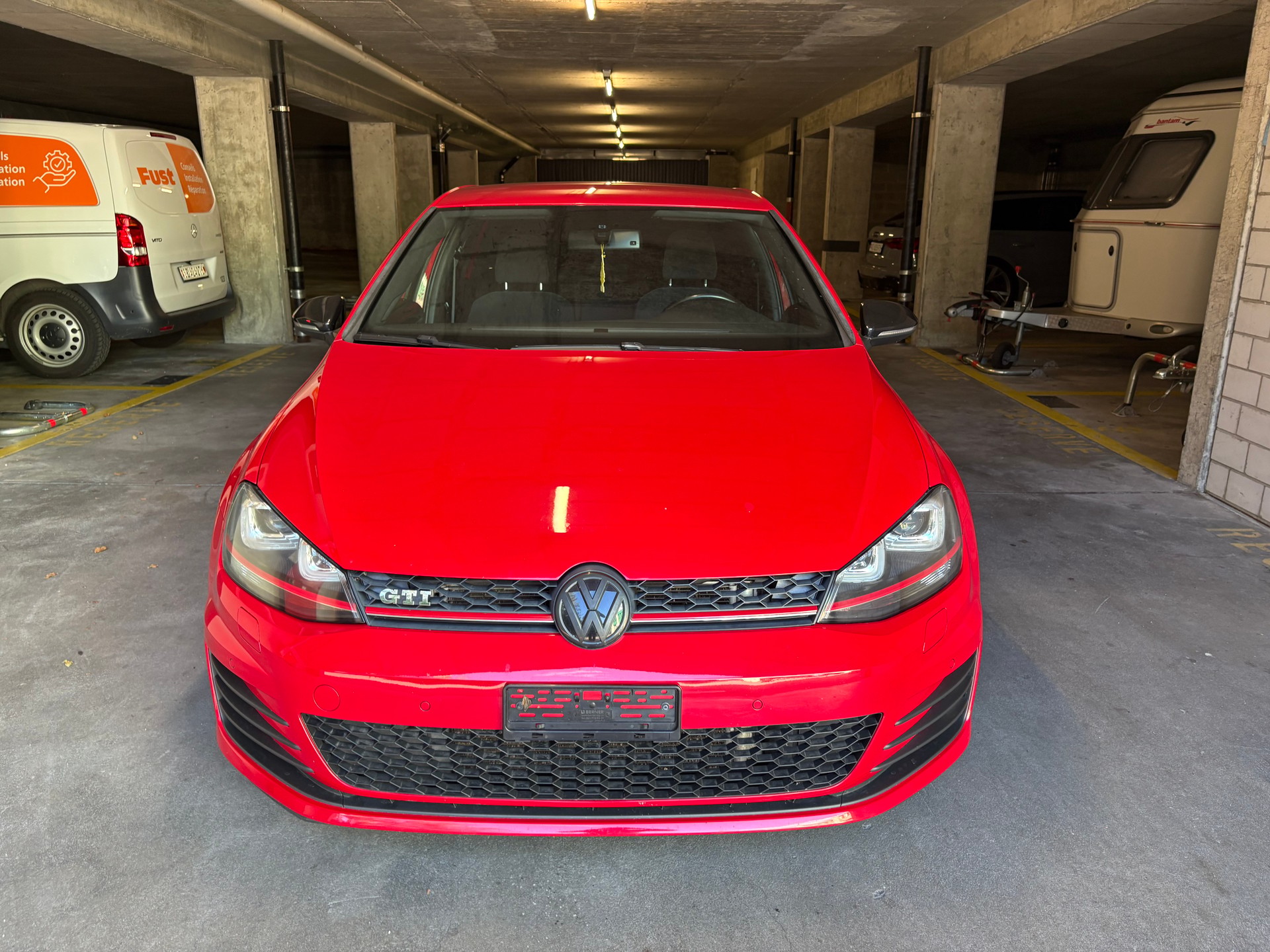 VW Golf 2.0 TSI GTI Performance DSG-image-2