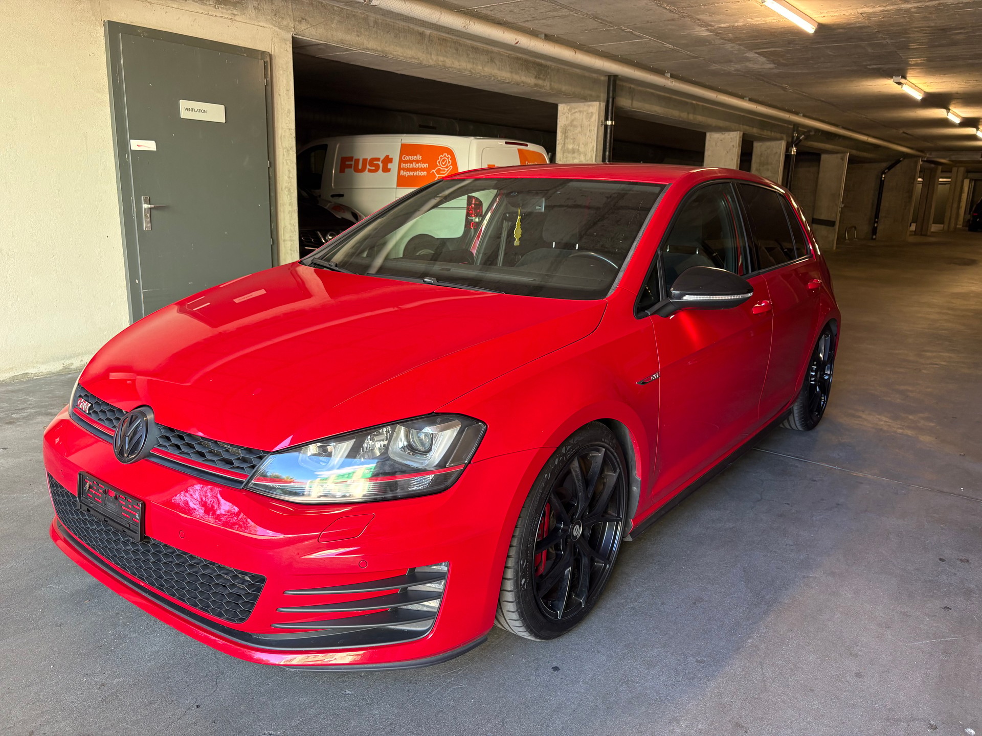 VW Golf 2.0 TSI GTI Performance DSG-image-0