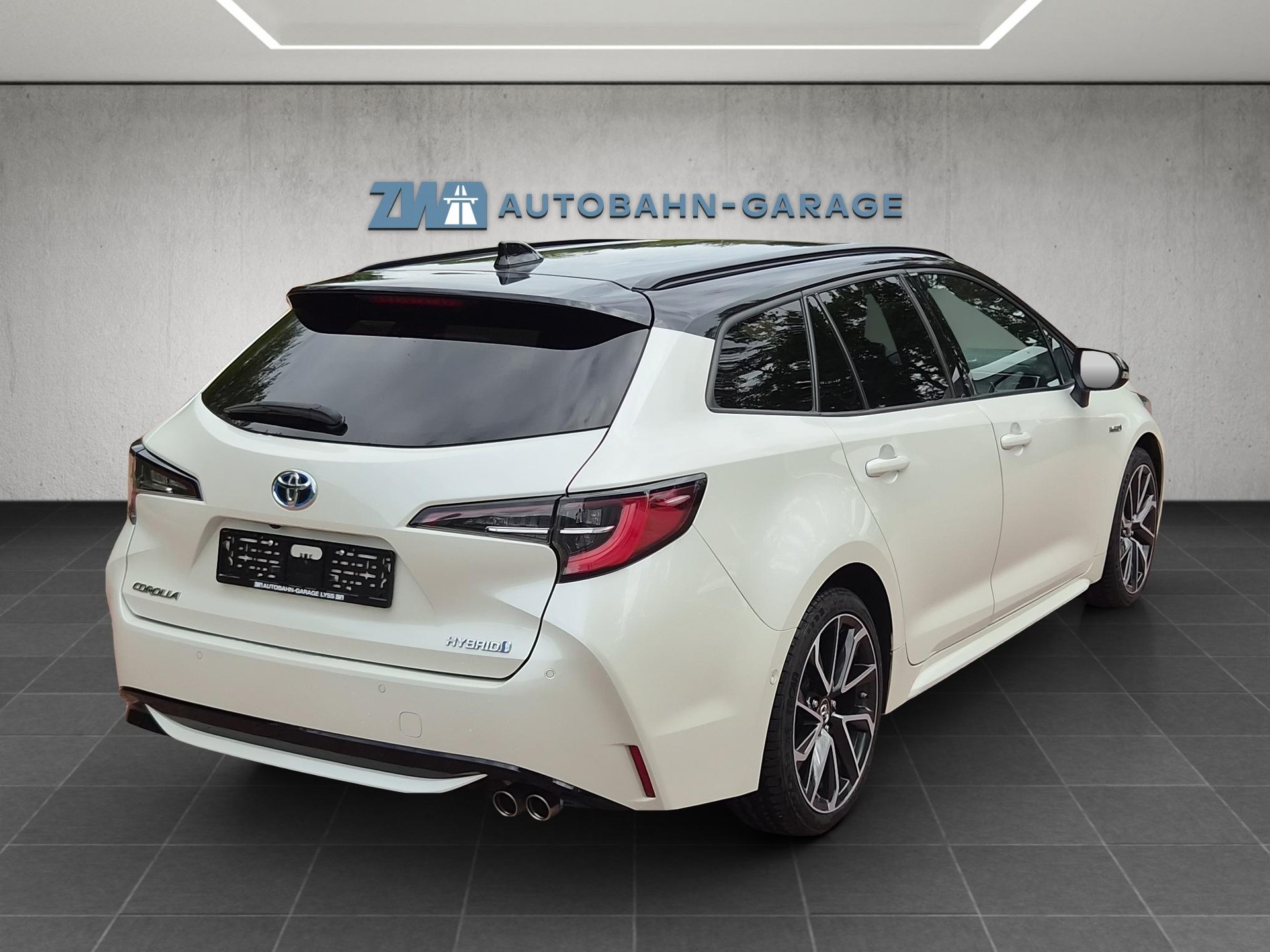 TOYOTA Corolla Touring Sports 2.0 HSD Style-image-4