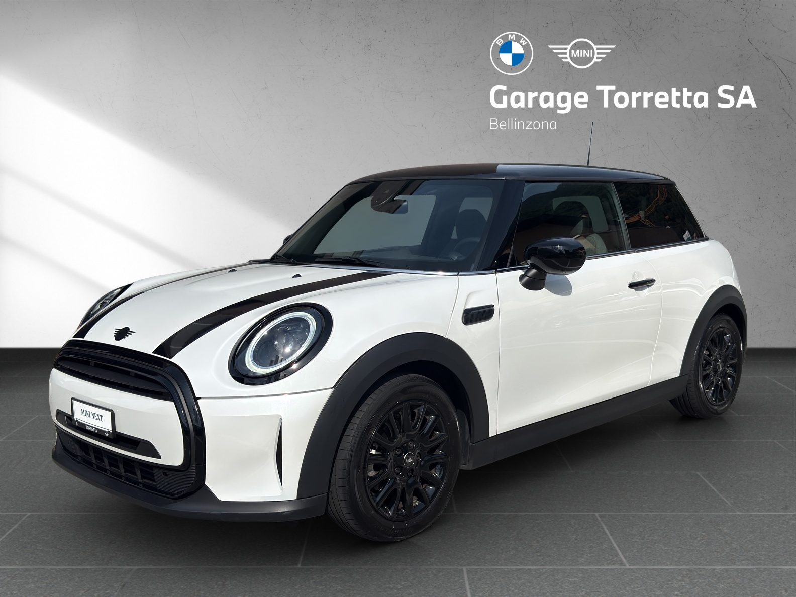 MINI Cooper Camden Edition Steptronic DKG-image-0