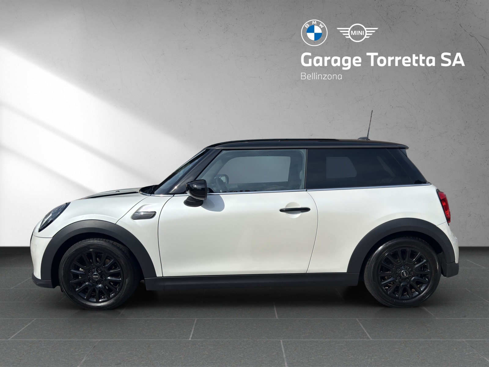 MINI Cooper Camden Edition Steptronic DKG-image-1