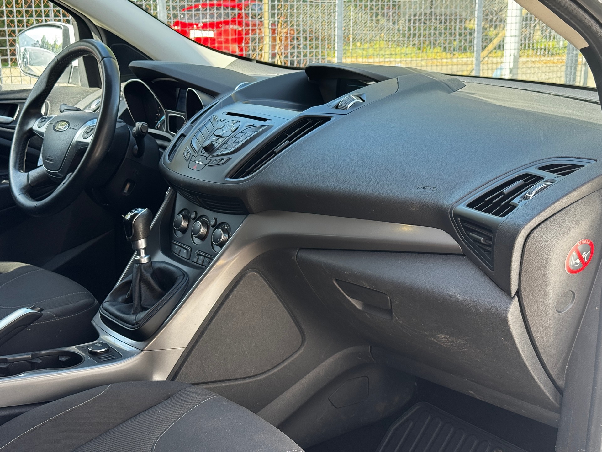 FORD Kuga 2.0 TDCi Carving 4WD-image-13