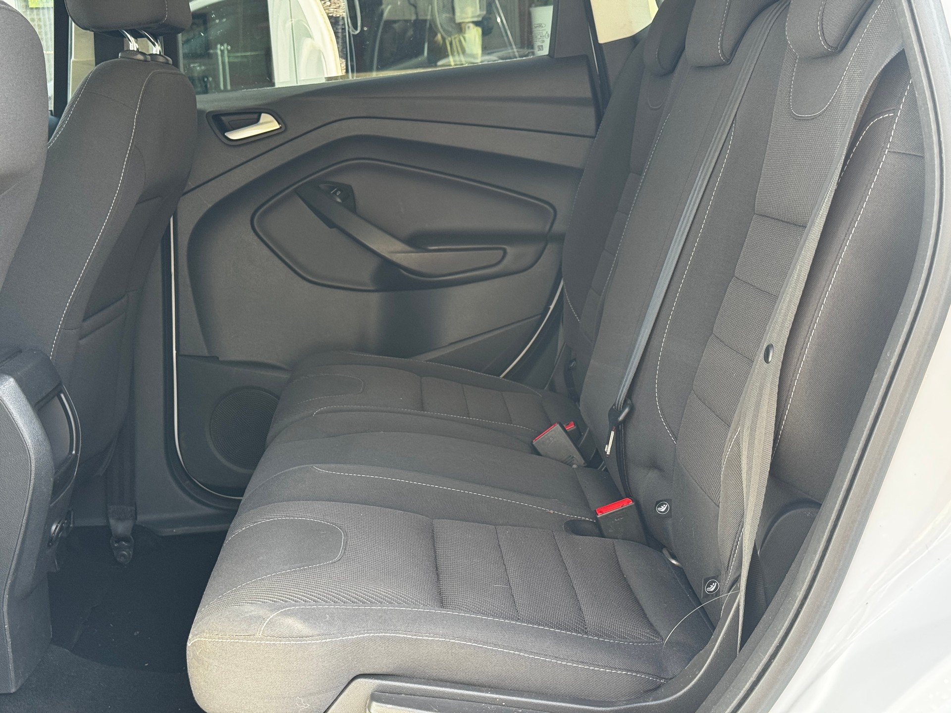 FORD Kuga 2.0 TDCi Carving 4WD-image-9