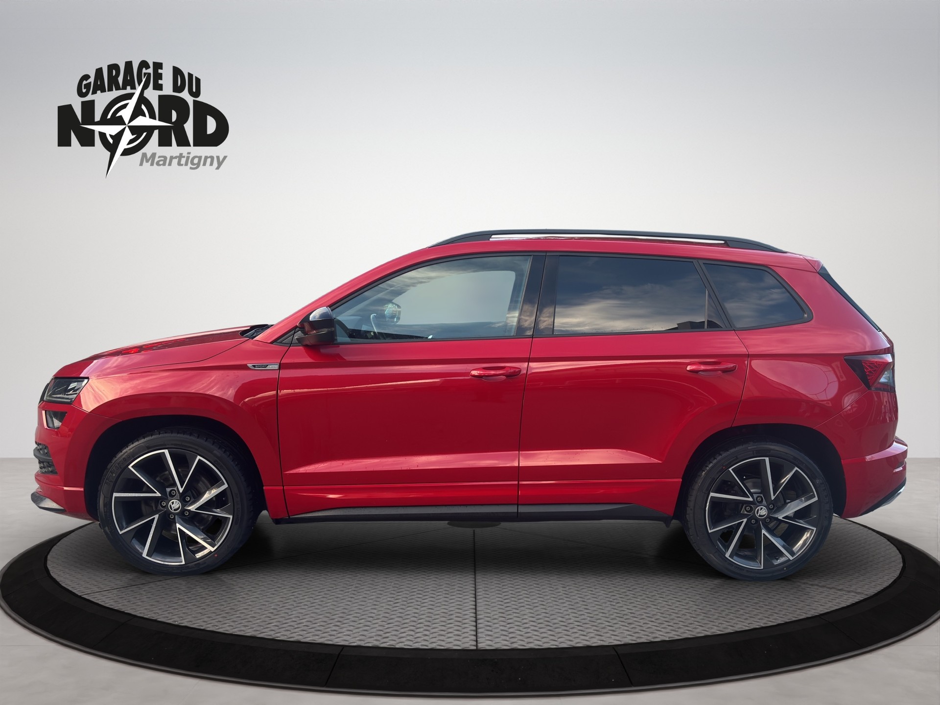 SKODA Karoq 1.5 TSI ACT Scout 4x4 DSG-showroom-element-2