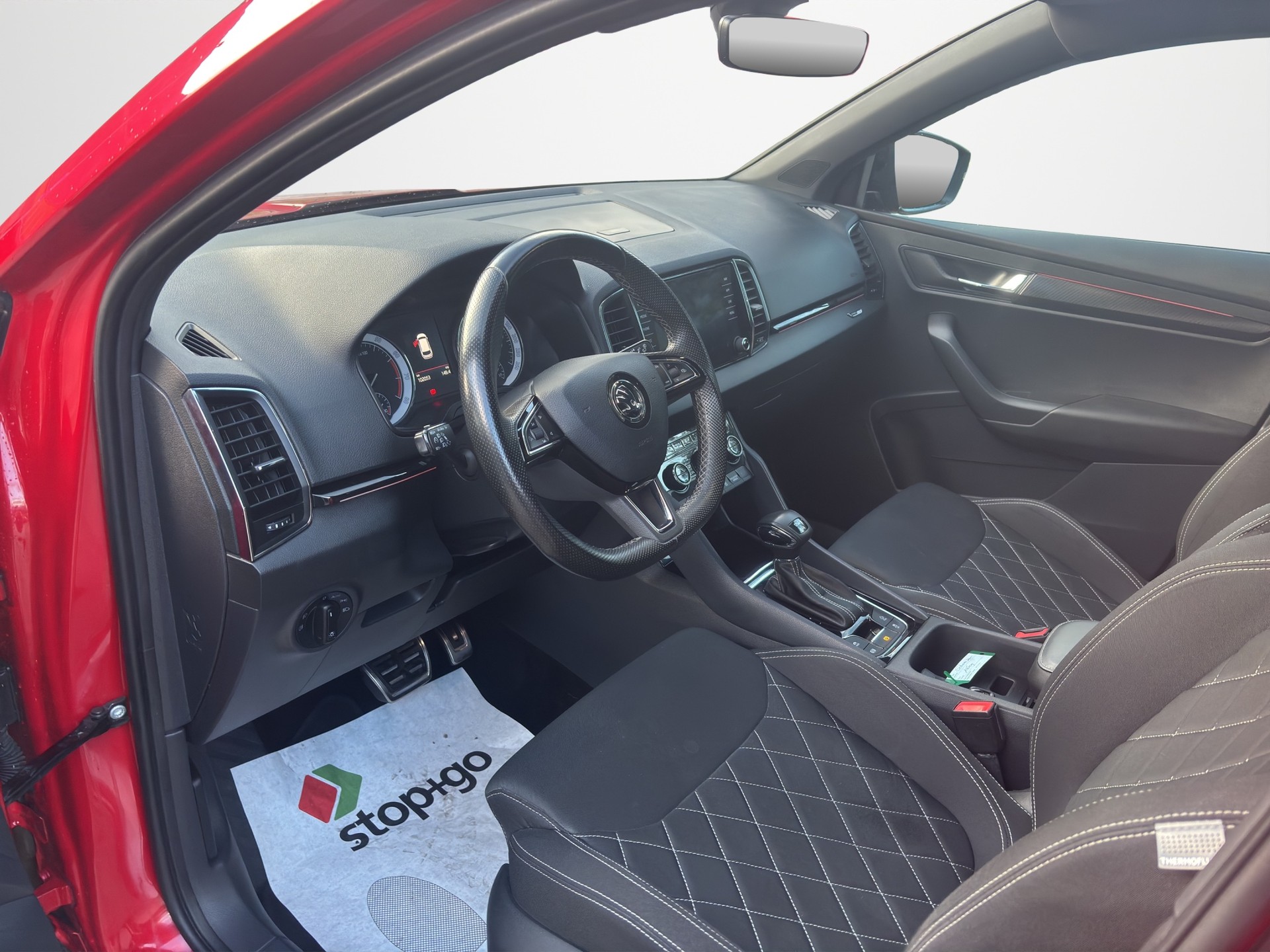 SKODA Karoq 1.5 TSI ACT Scout 4x4 DSG-image-8