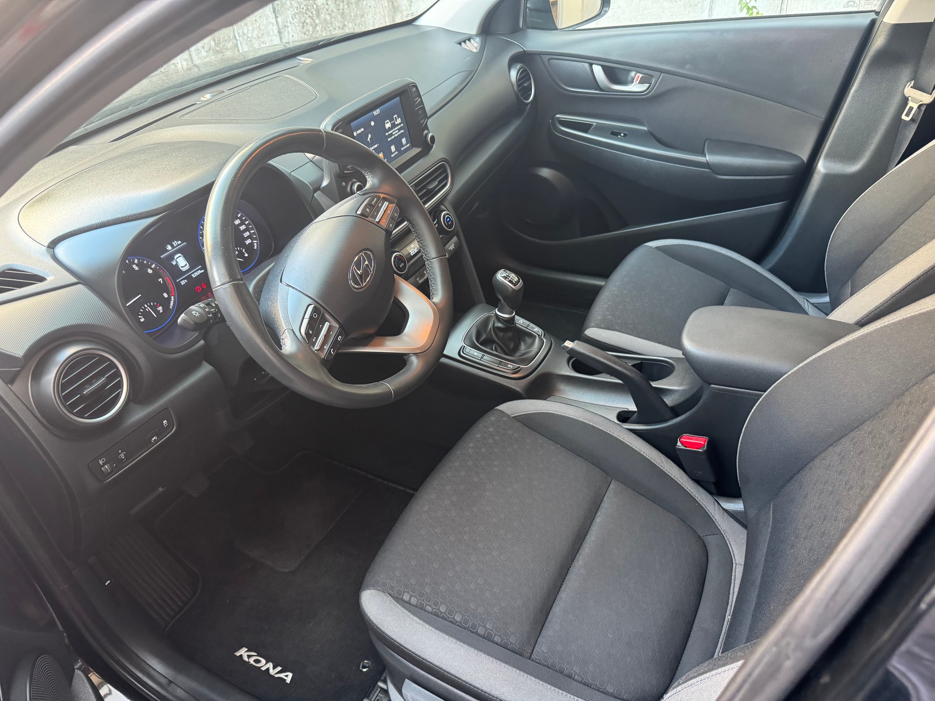 HYUNDAI Kona 1.0 T-GDi Launch Plus 2WD-image-5