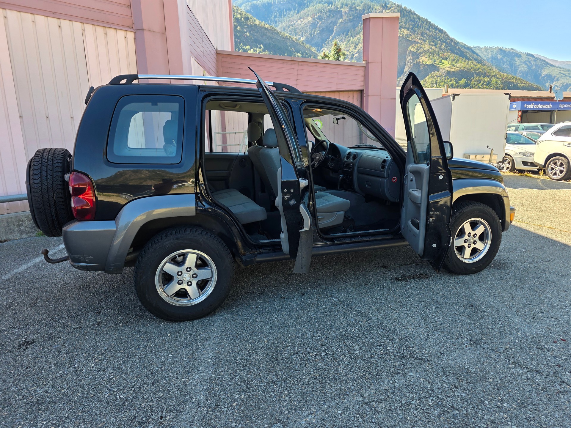 JEEP Cherokee 2.8 CRD Extreme Sport-image-7