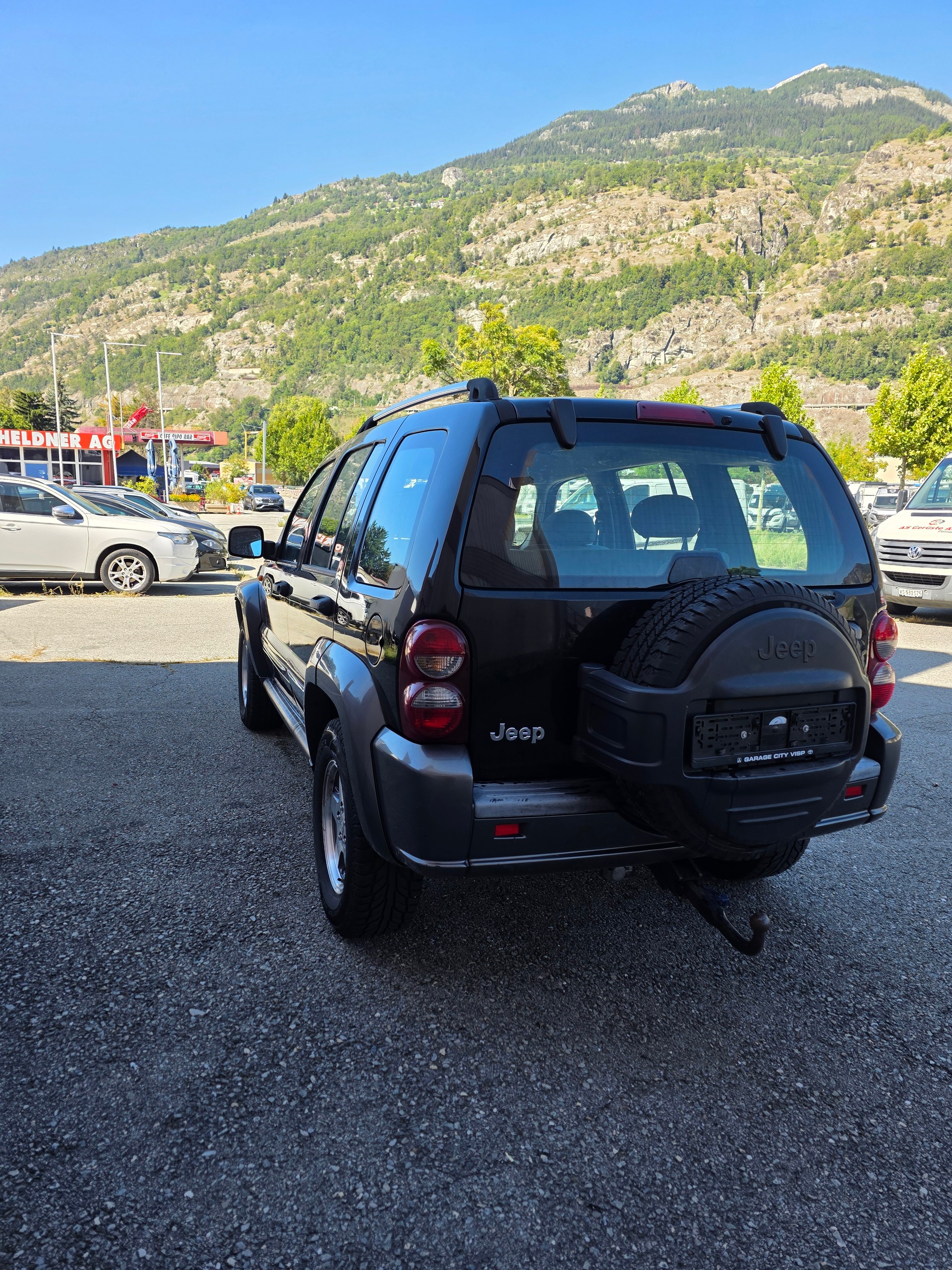 JEEP Cherokee 2.8 CRD Extreme Sport-image-5