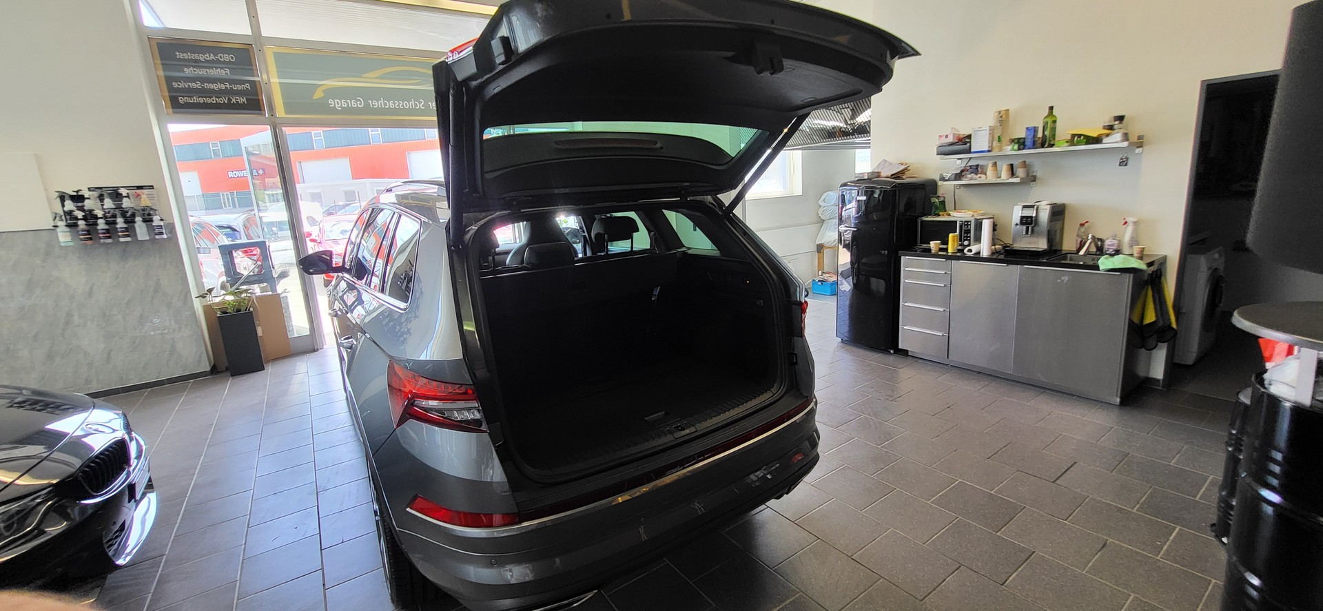 SKODA Kodiaq 2.0 TSI 4x4 RS-image-12
