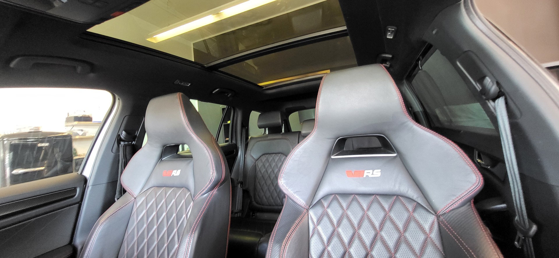 SKODA Kodiaq 2.0 TSI 4x4 RS-image-7