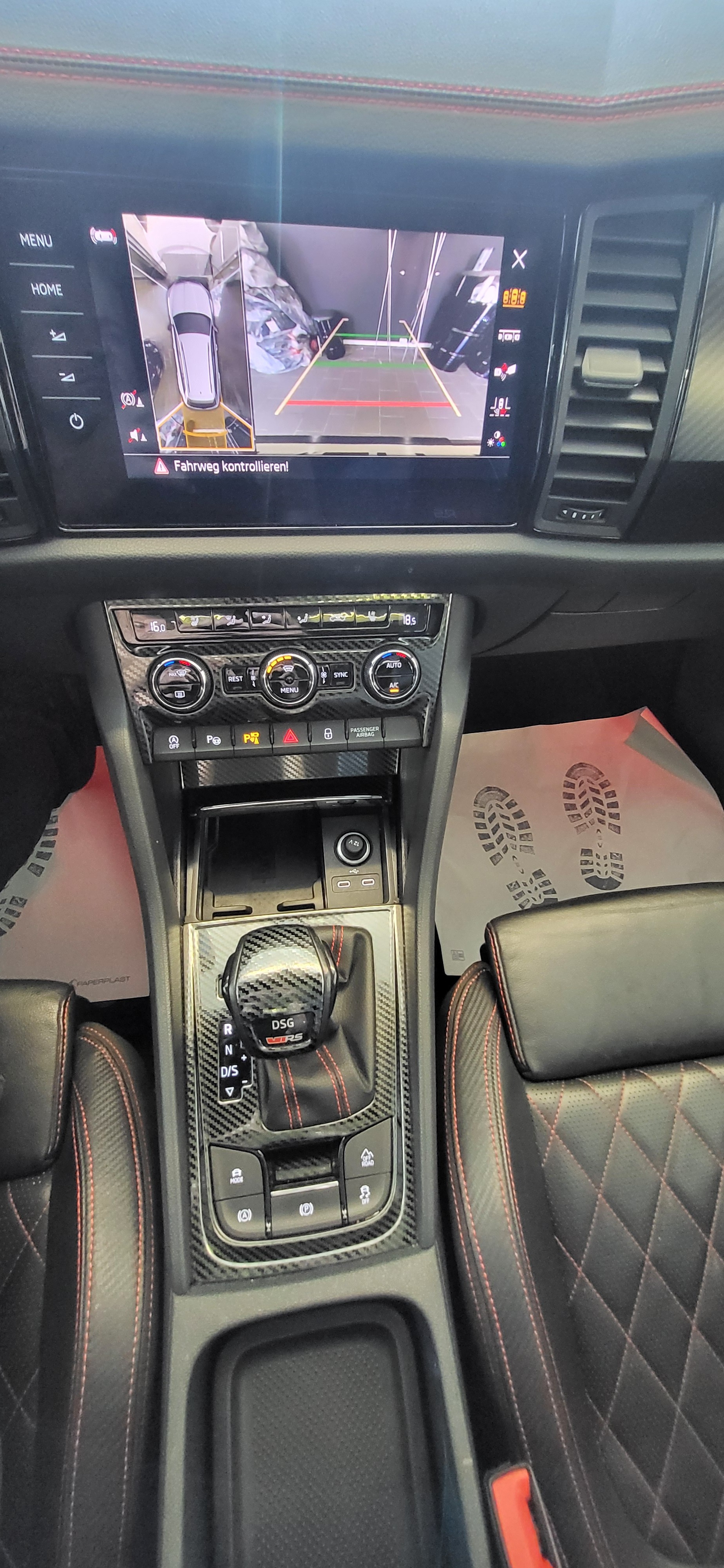 SKODA Kodiaq 2.0 TSI 4x4 RS-image-4