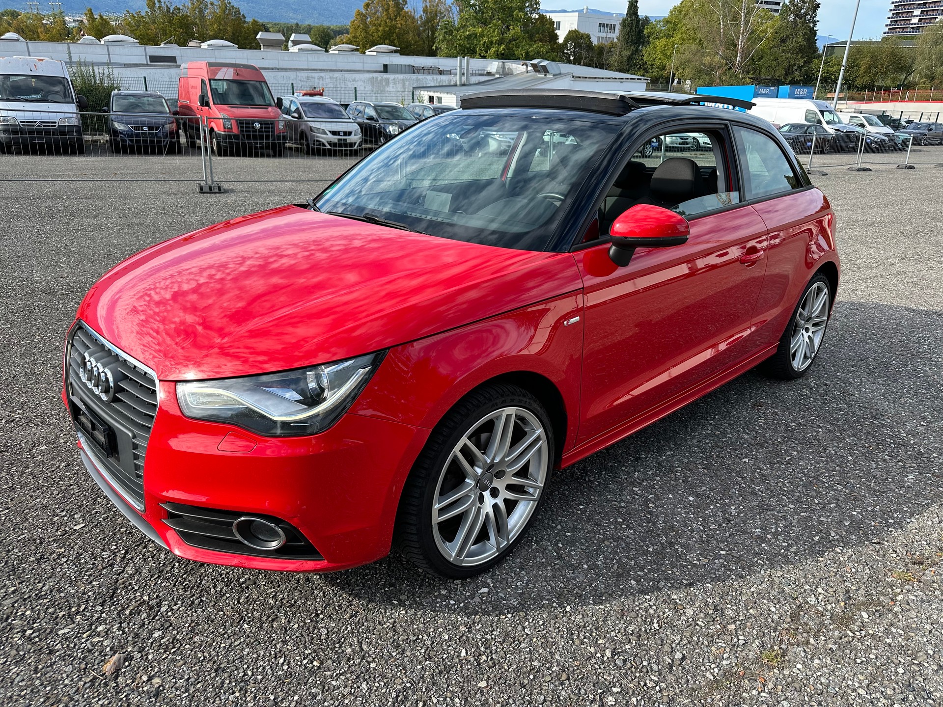 AUDI A1 Sport 1.4 TFSI Ambition S-tronic-image-3