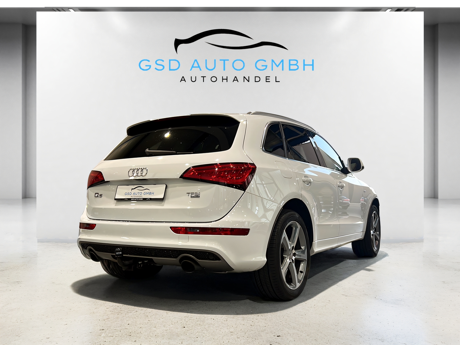 AUDI Q5 2.0 TFSI quattro**AHK,Panodach,S-Line,Frisch ab MFK**-image-4
