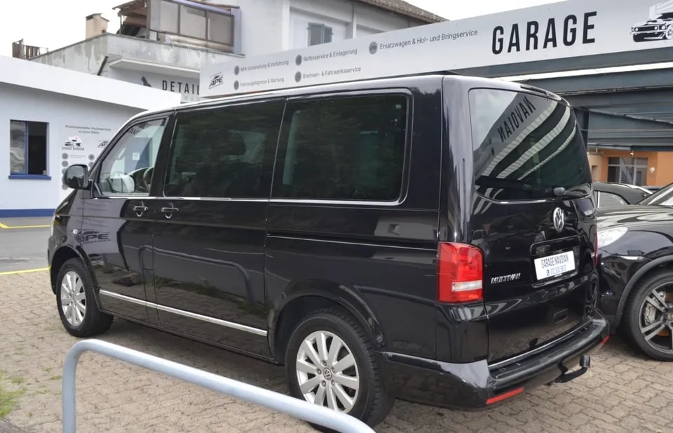 VW T5 Multivan 2.0 Bi-TDI CR Highline DSG-image-2