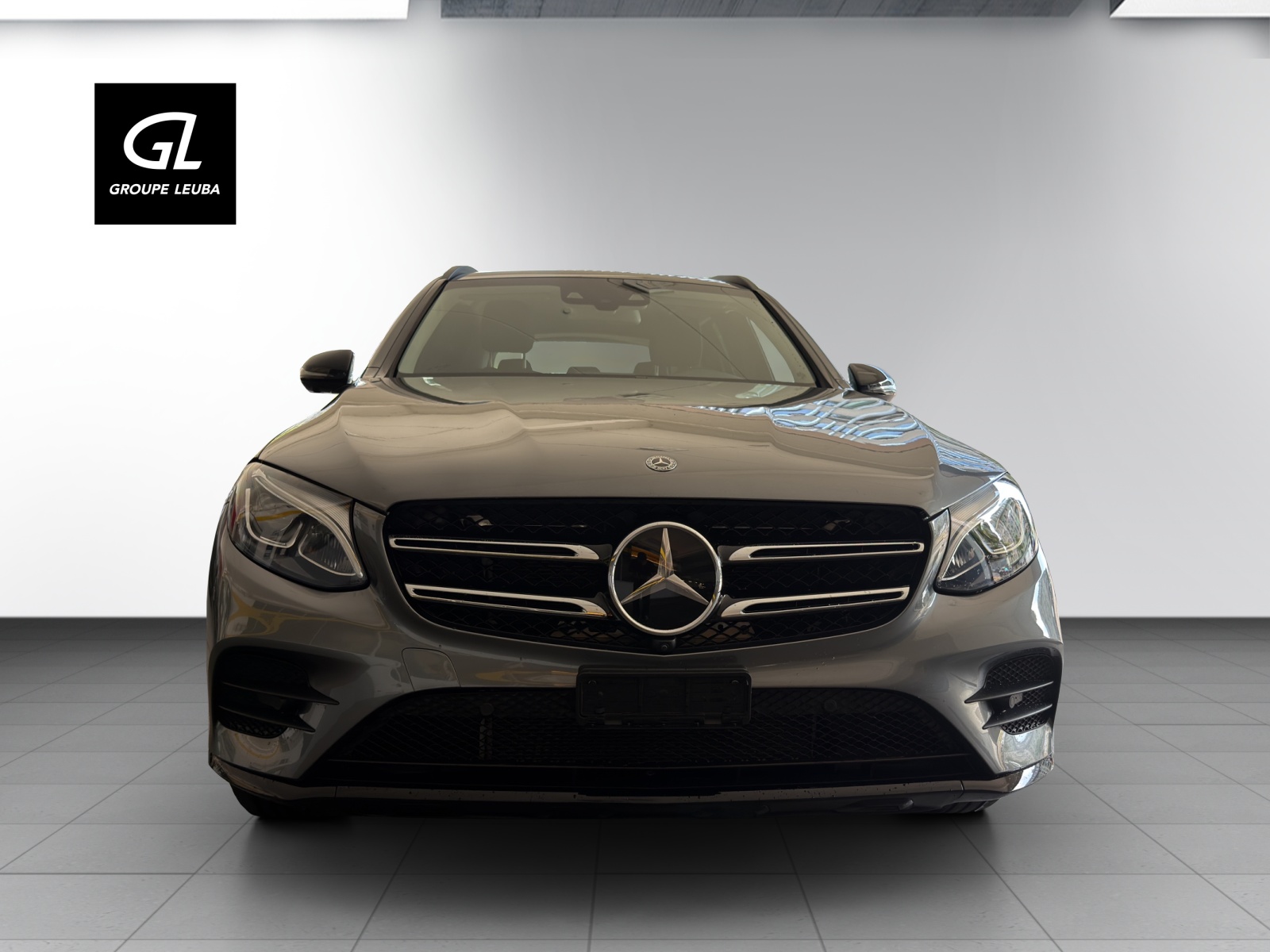 MERCEDES-BENZ GLC 300 4Matic AMG Line 9G-Tronic-image-1