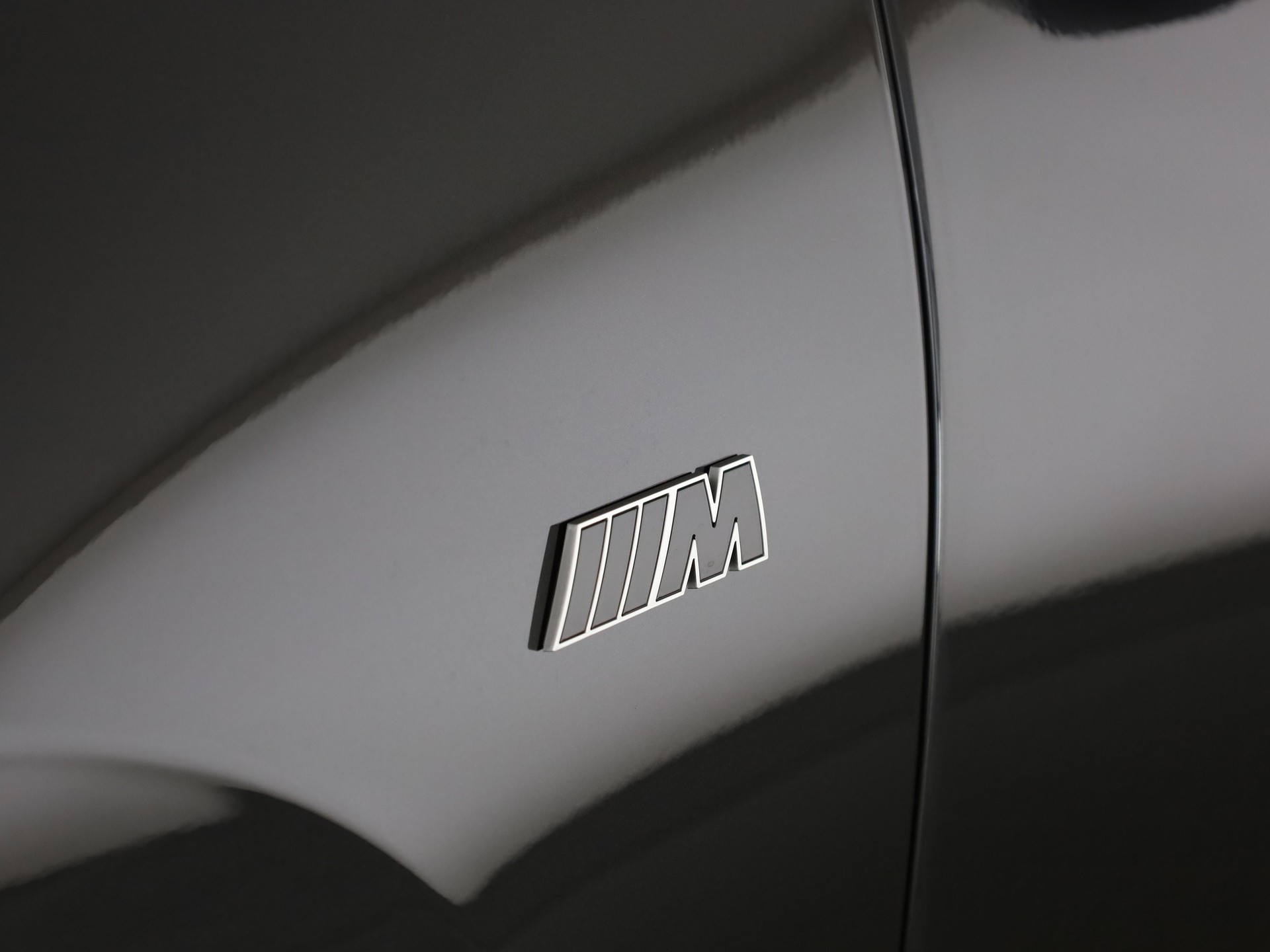BMW iX I20 M70-image-7