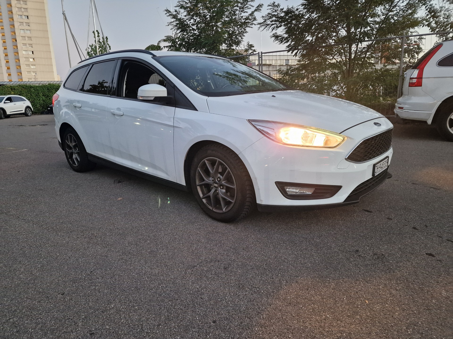 FORD Focus 2.0 TDCi Trend Powershift-image-6