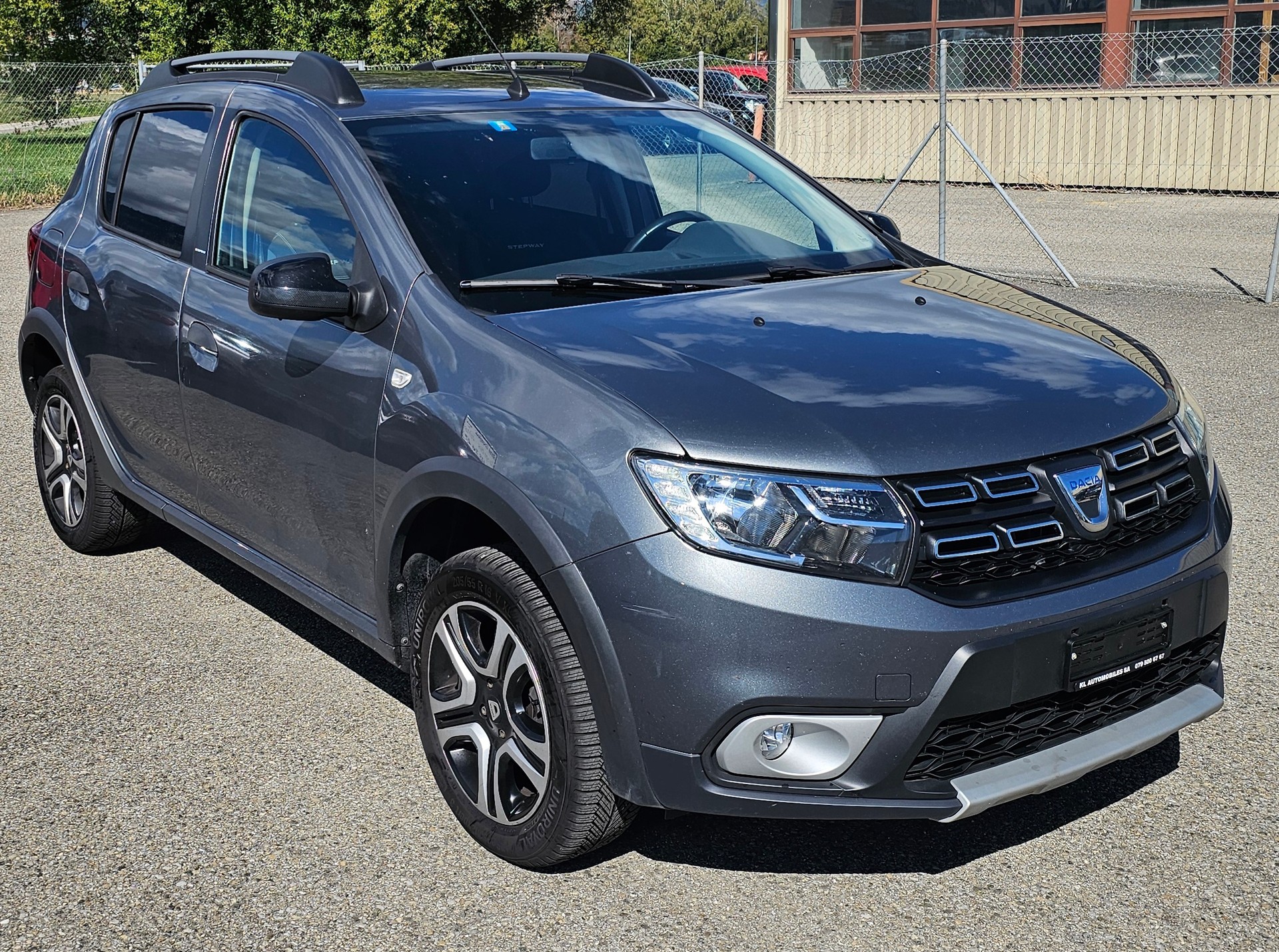DACIA Sandero TCe 90 Stepway Unlimited 2-image-0