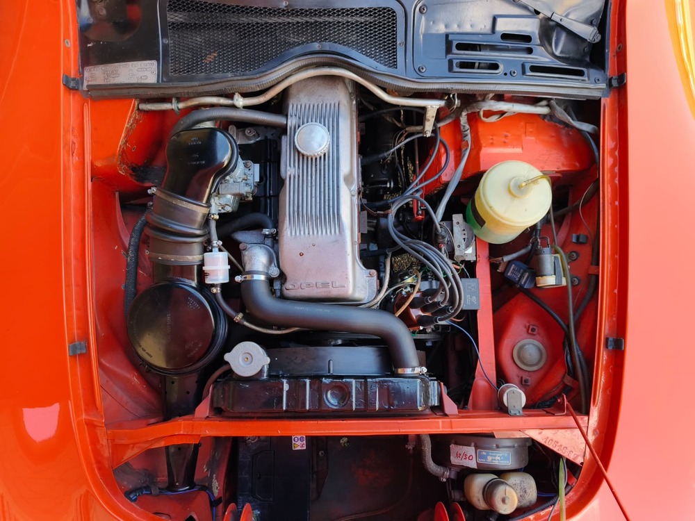 OPEL GT 1900-image-10