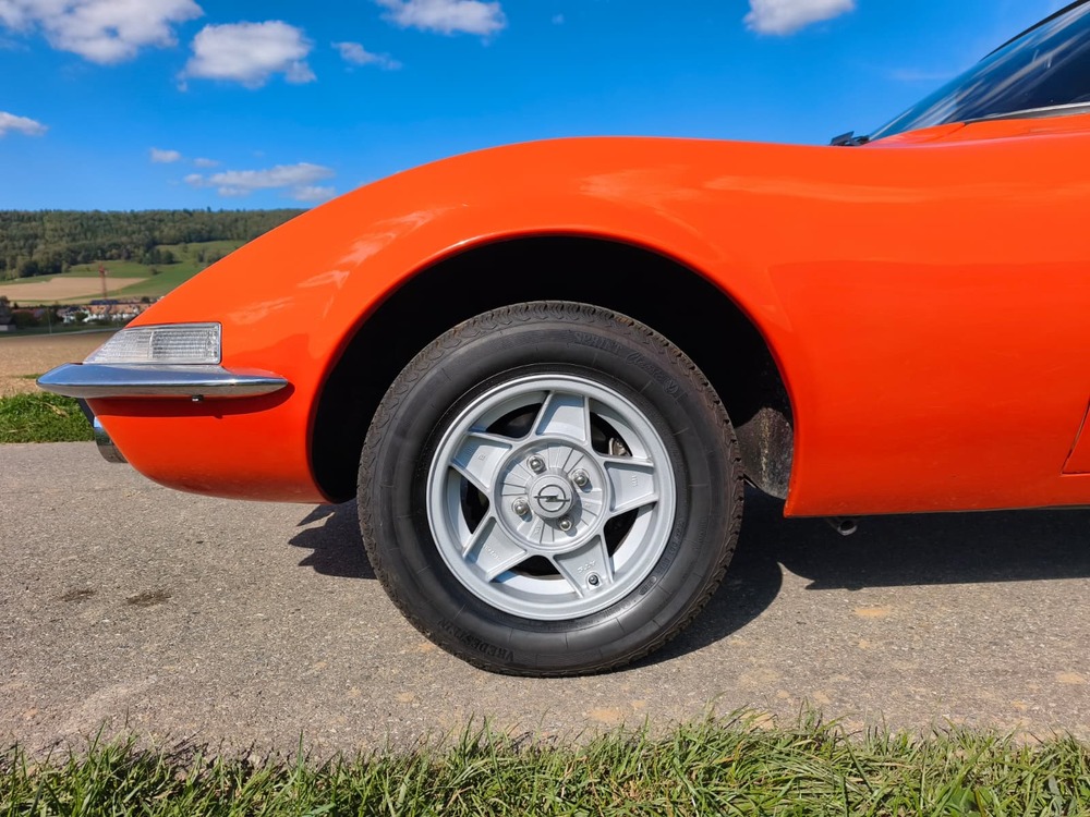 OPEL GT 1900-image-15