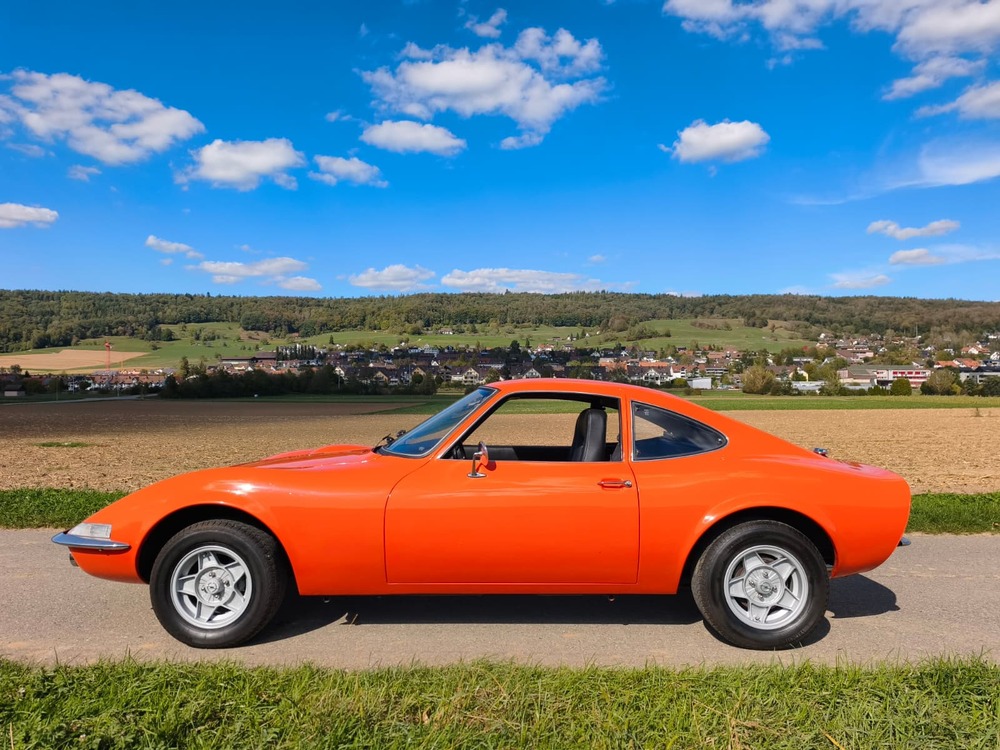 OPEL GT 1900-image-2