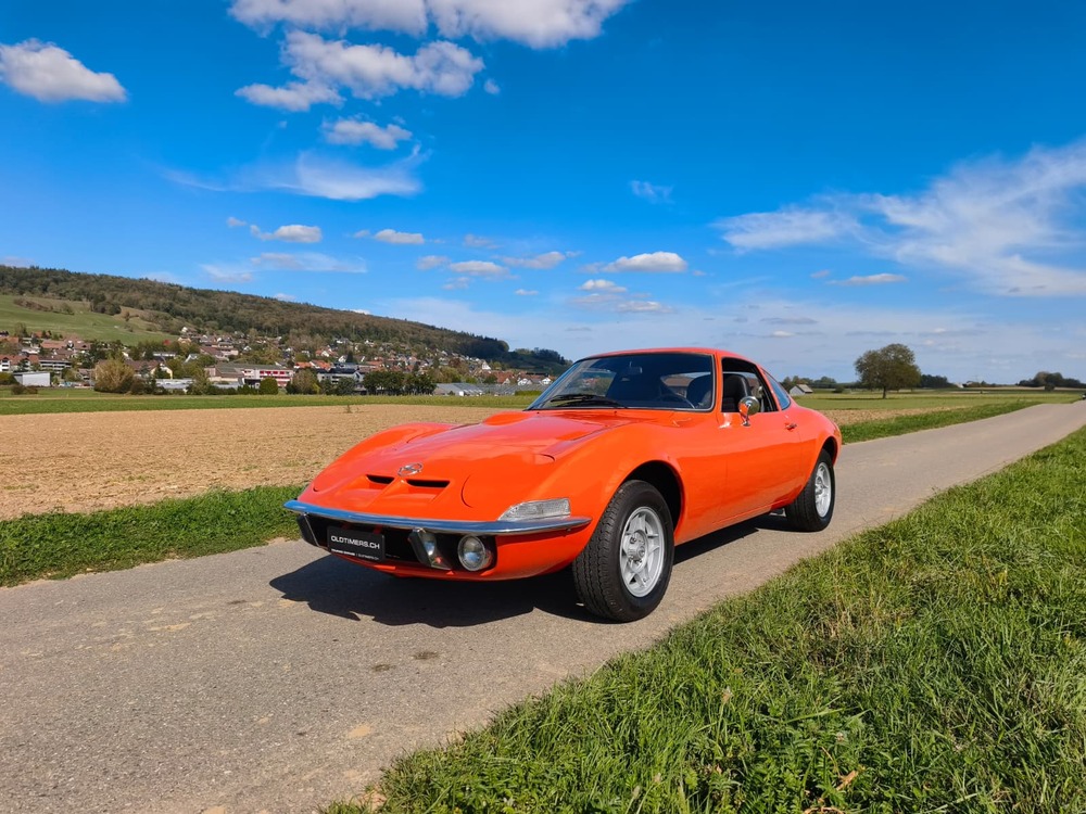 OPEL GT 1900-image-0