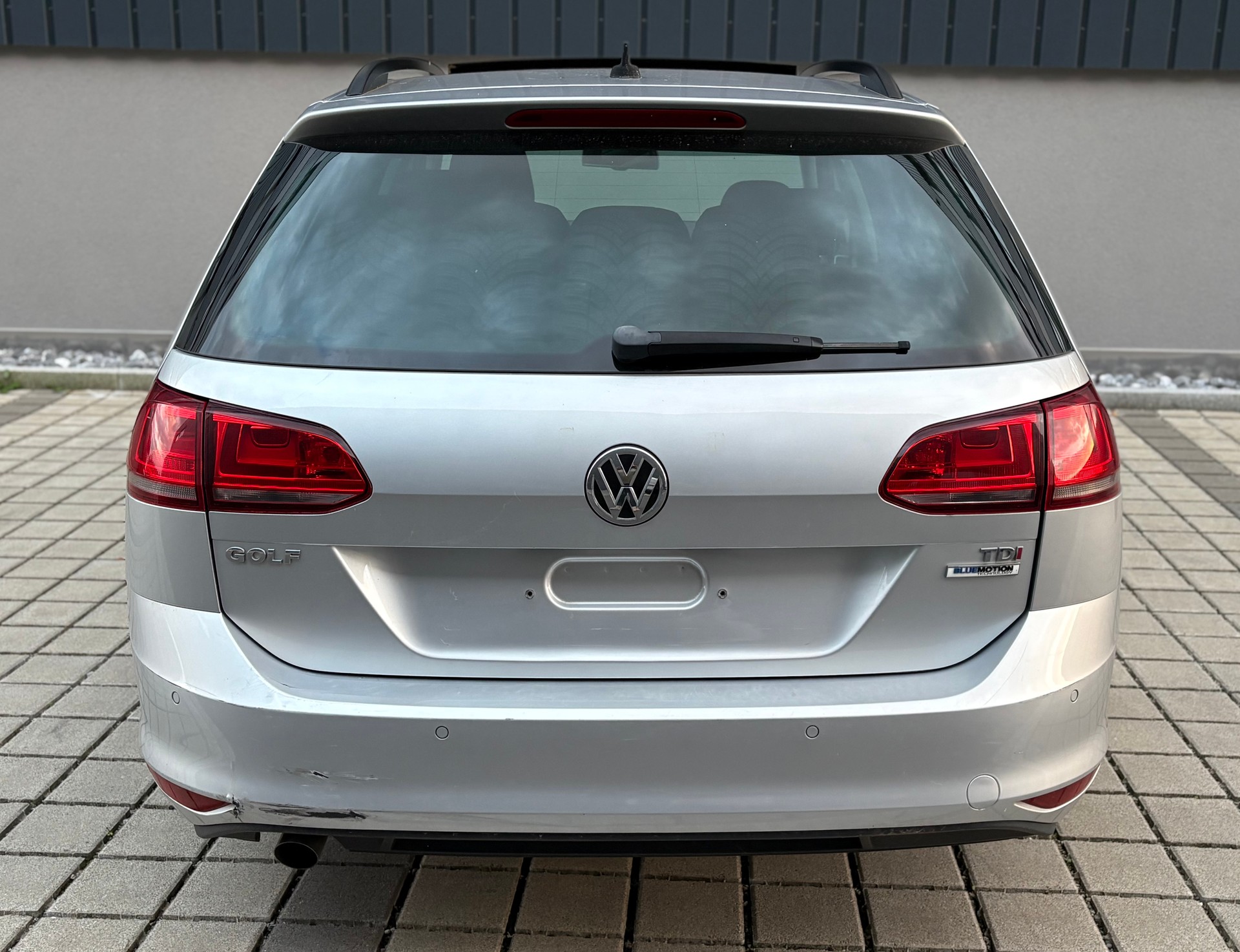 VW Golf Variant 1.6 TDI Cup (Deutsche Papiere)-image-6