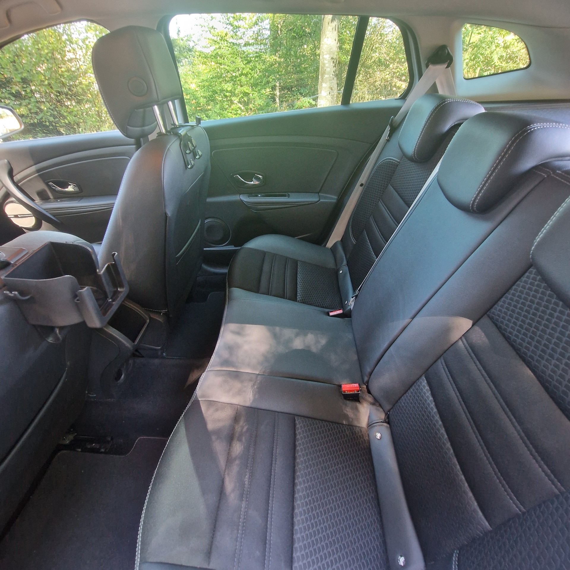 RENAULT MEGANE 1.5 dCi Bose EDC-image-6