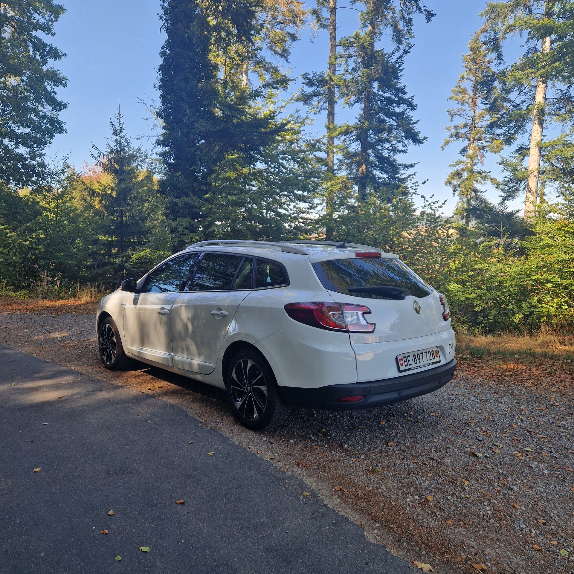 RENAULT MEGANE 1.5 dCi Bose EDC-image-3
