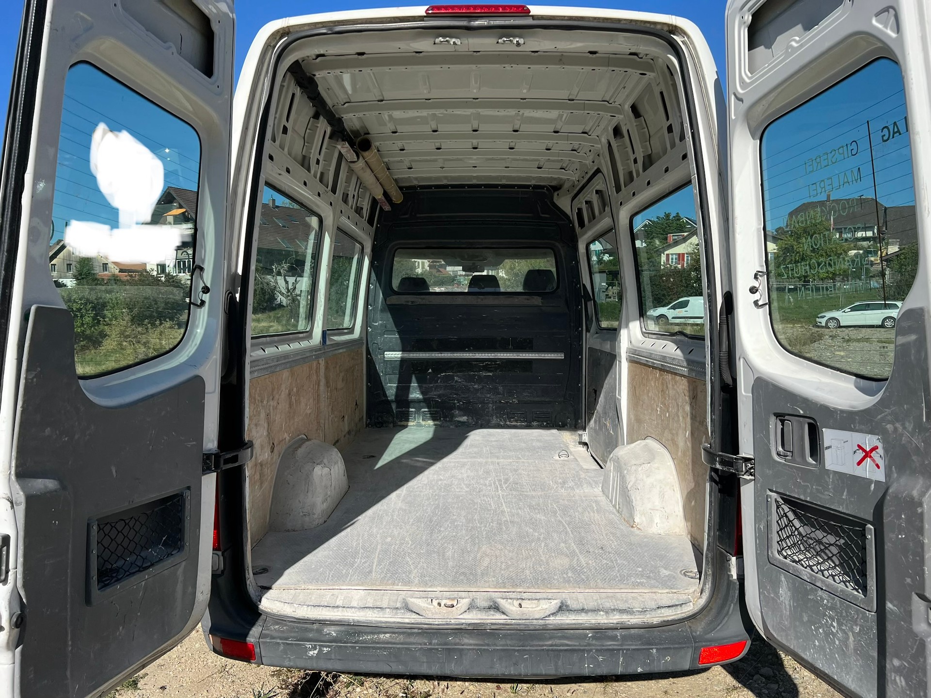 VW Crafter 35 2.0 TDI CR-image-6