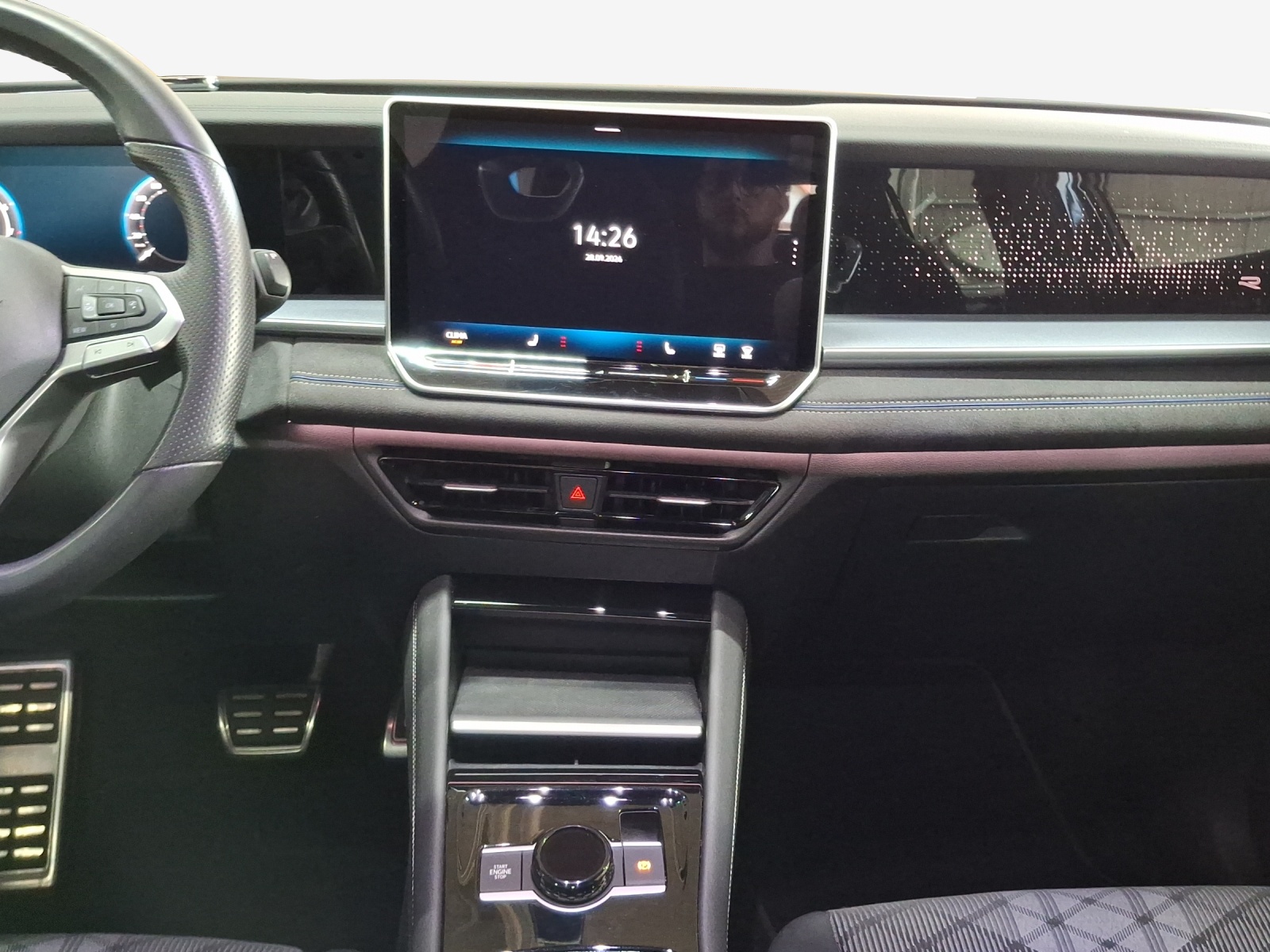 VW Tayron 2.0 TSI R-Line DSG 4Motion-image-9