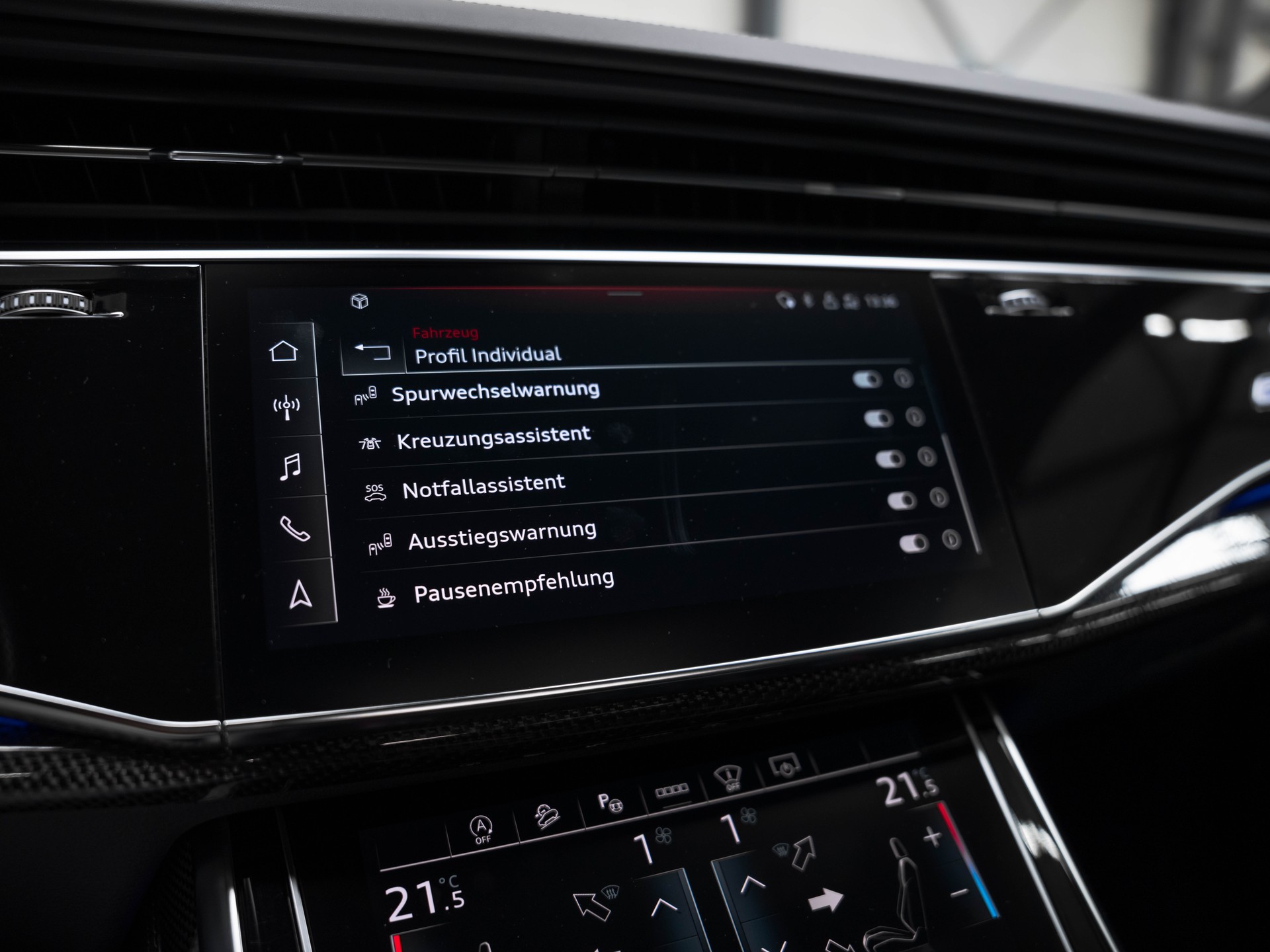 AUDI SQ8 TFSI quattro tiptronic-image-27