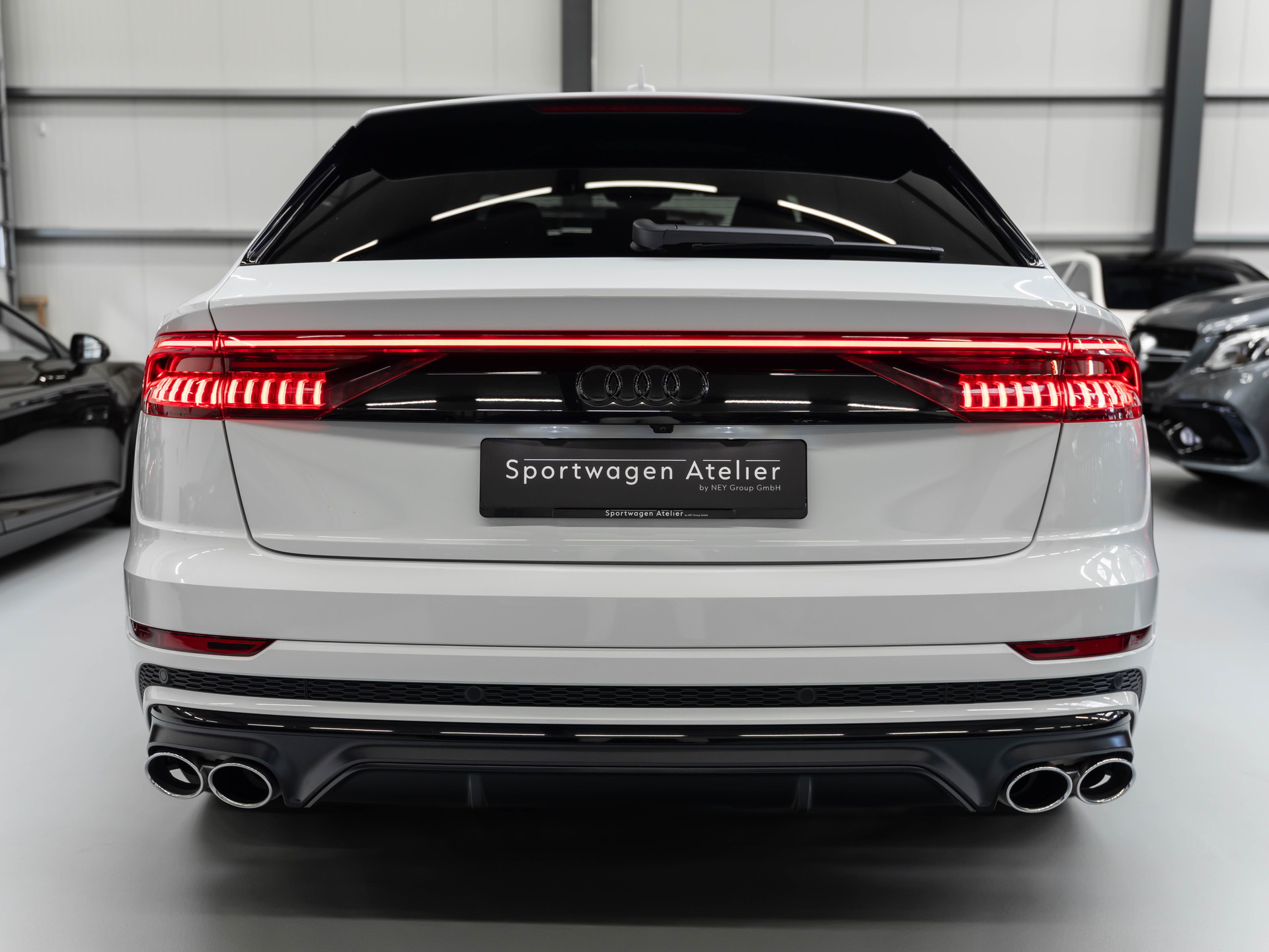 AUDI SQ8 TFSI quattro tiptronic-image-2