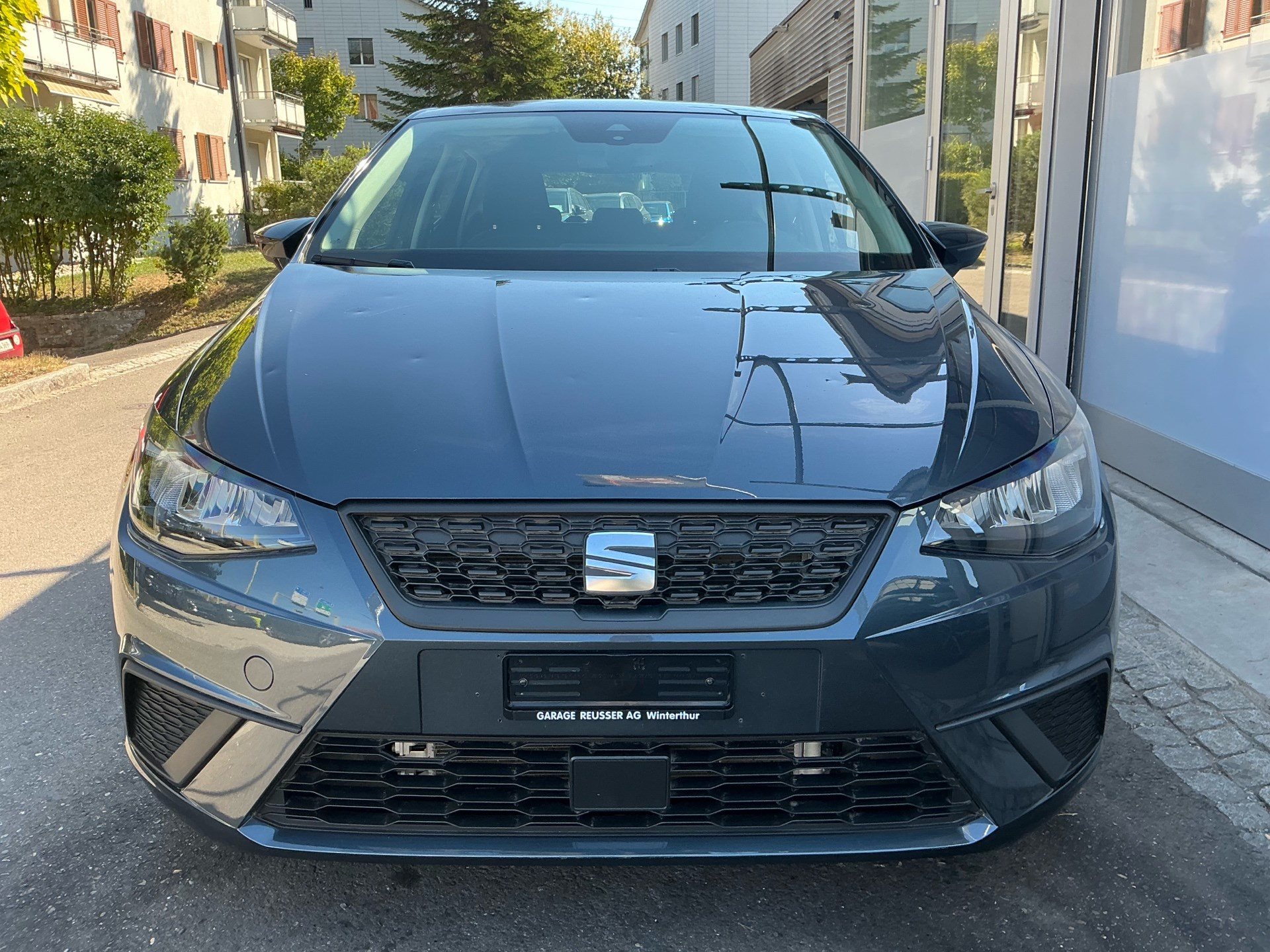 SEAT Ibiza 1.0 TSI DSG STYLE *** FAHRZEUG HAT HAGELSCHADEN ***-showroom-element-1