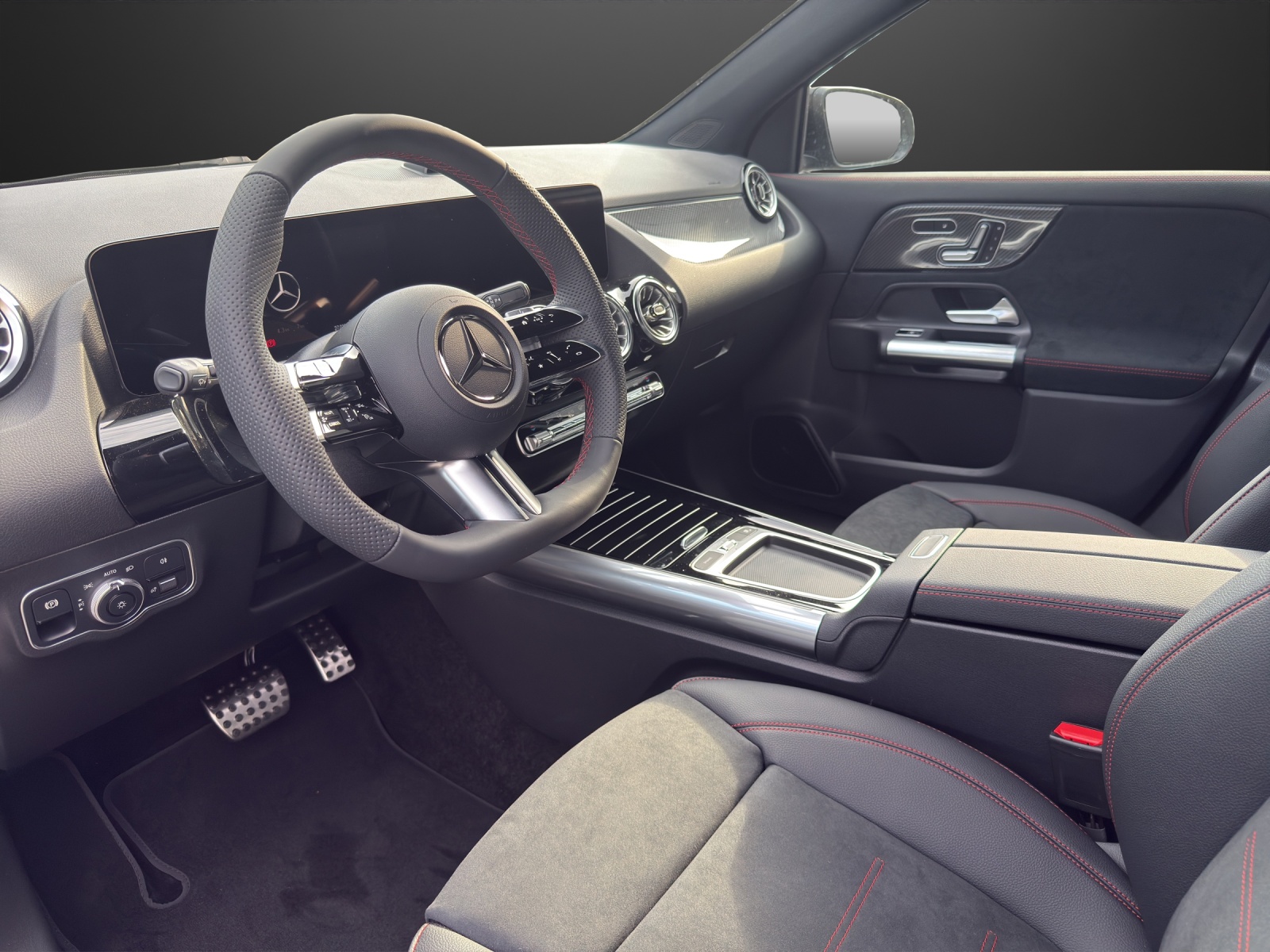 MERCEDES-BENZ GLA 200 7G-DCT Night Star-image-9