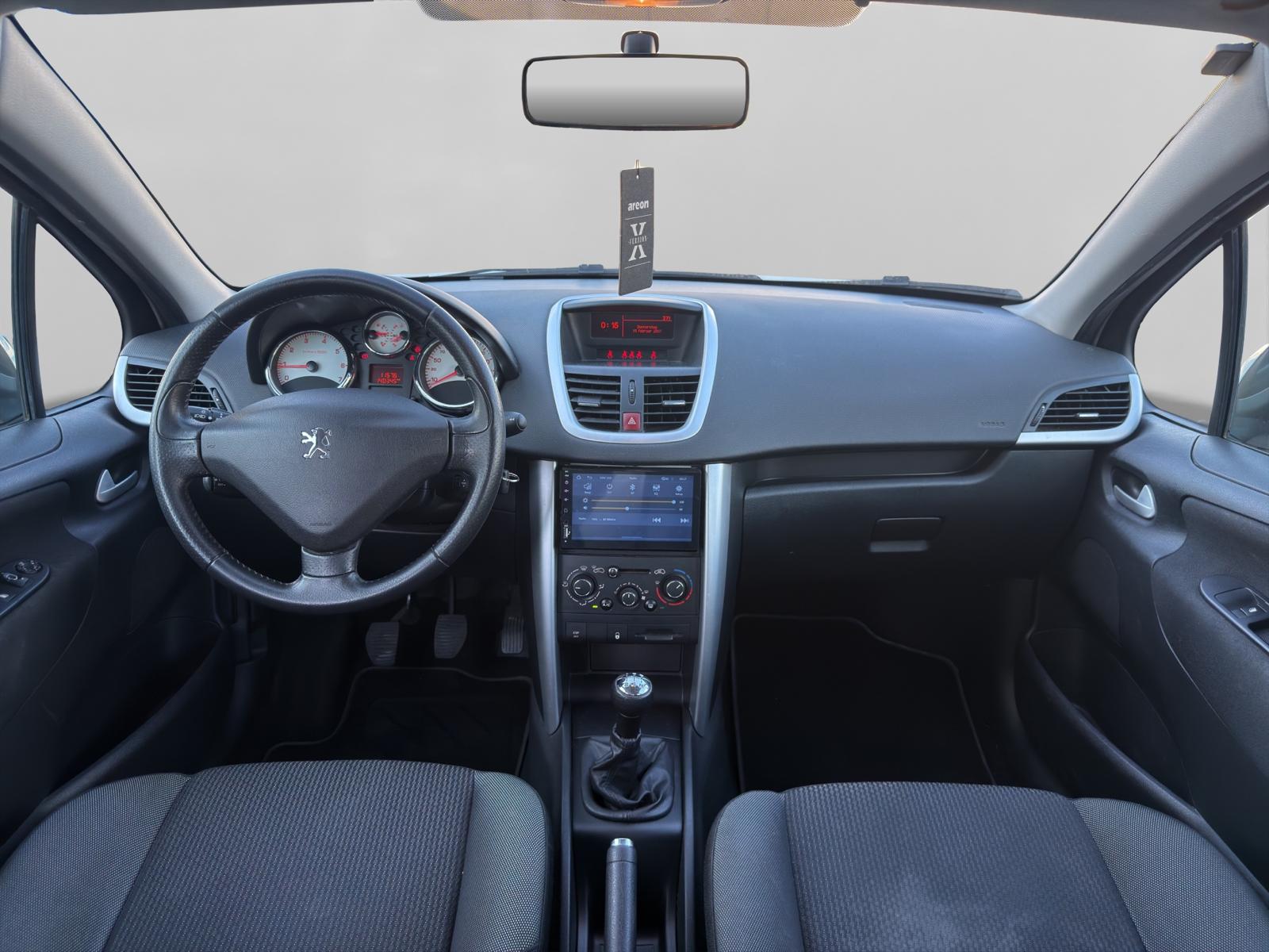 PEUGEOT 207 1.4 16V Active-image-13