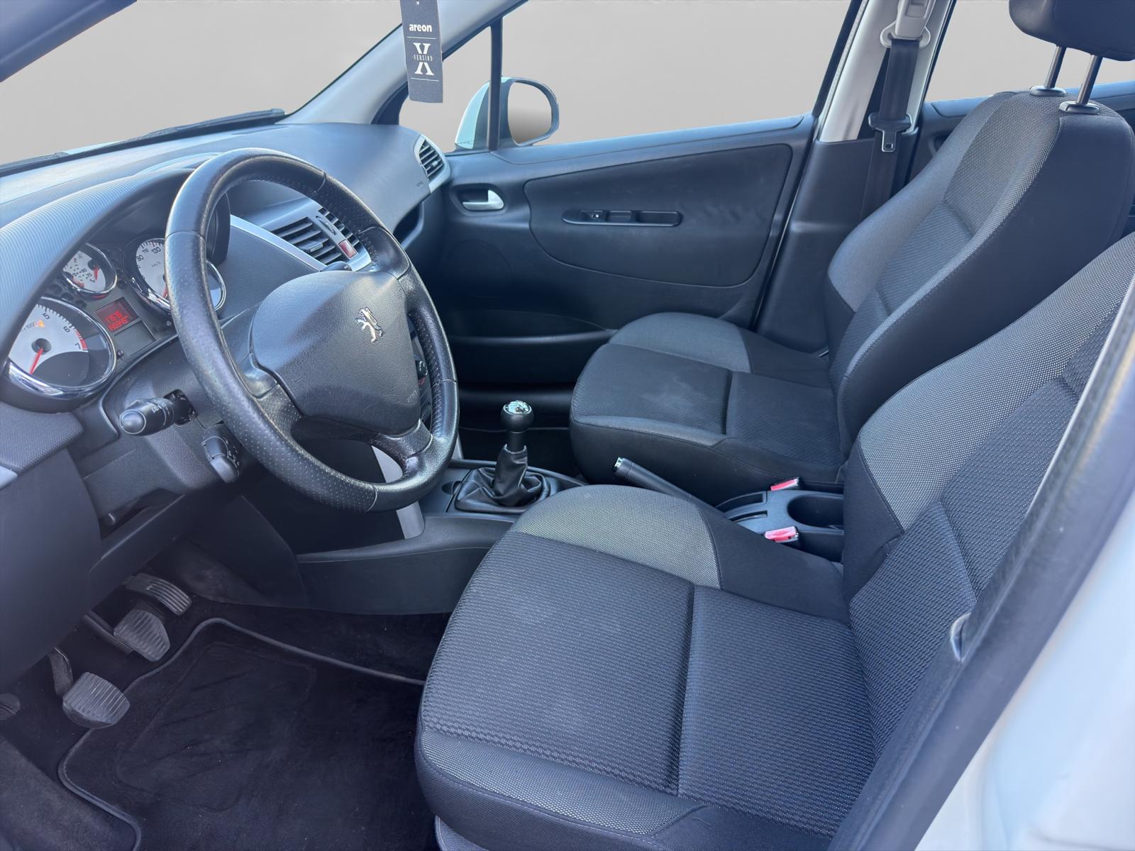 PEUGEOT 207 1.4 16V Active-image-8
