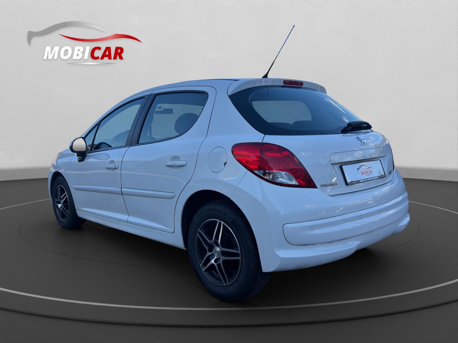 PEUGEOT 207 1.4 16V Active-image-2
