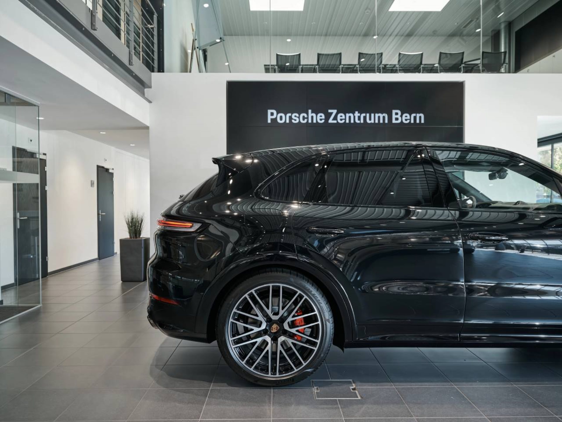 PORSCHE Cayenne GTS-image-10
