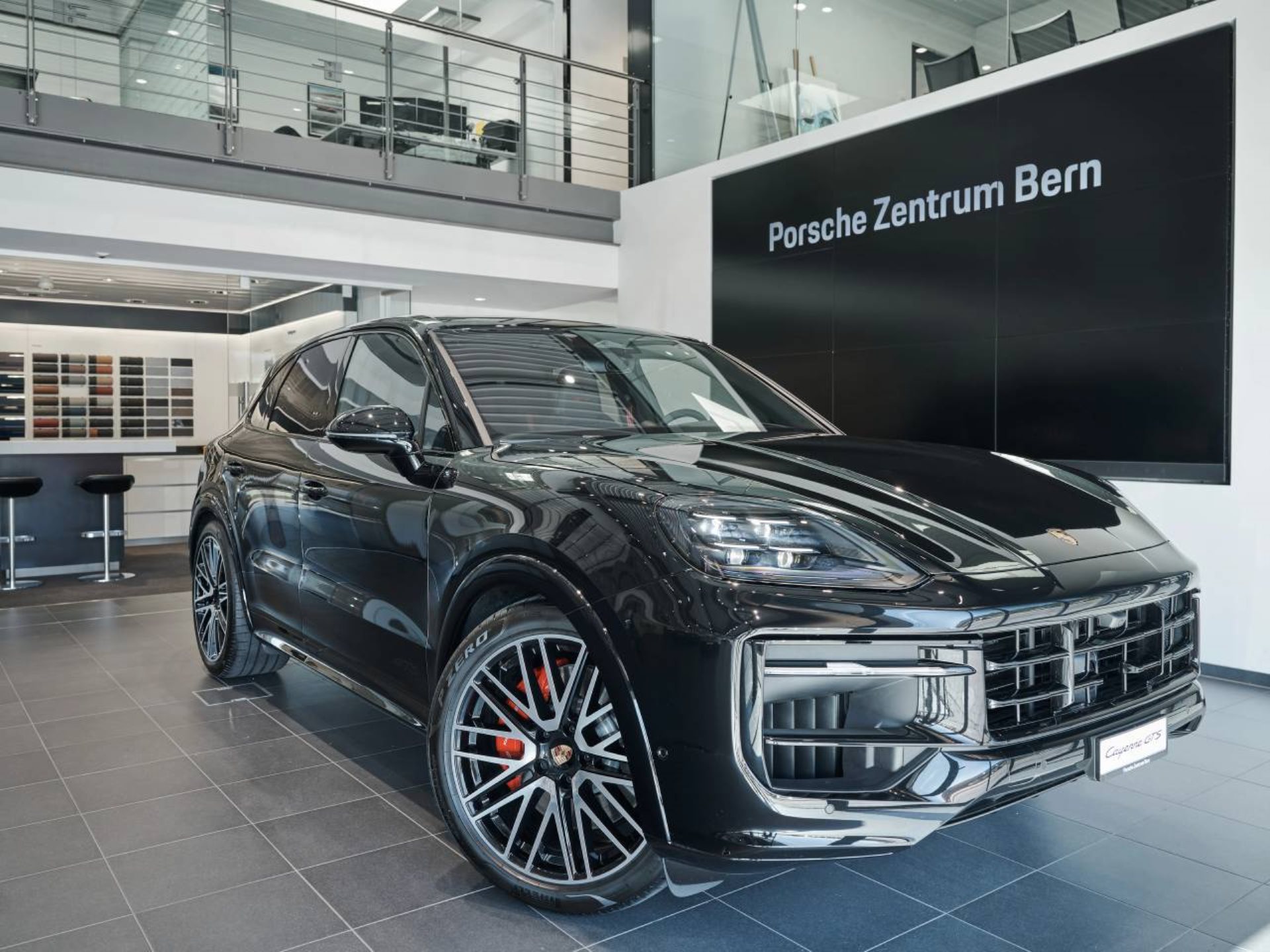 PORSCHE Cayenne GTS-image-0