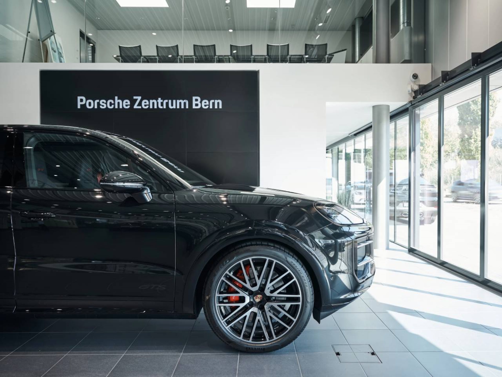 PORSCHE Cayenne GTS-image-11