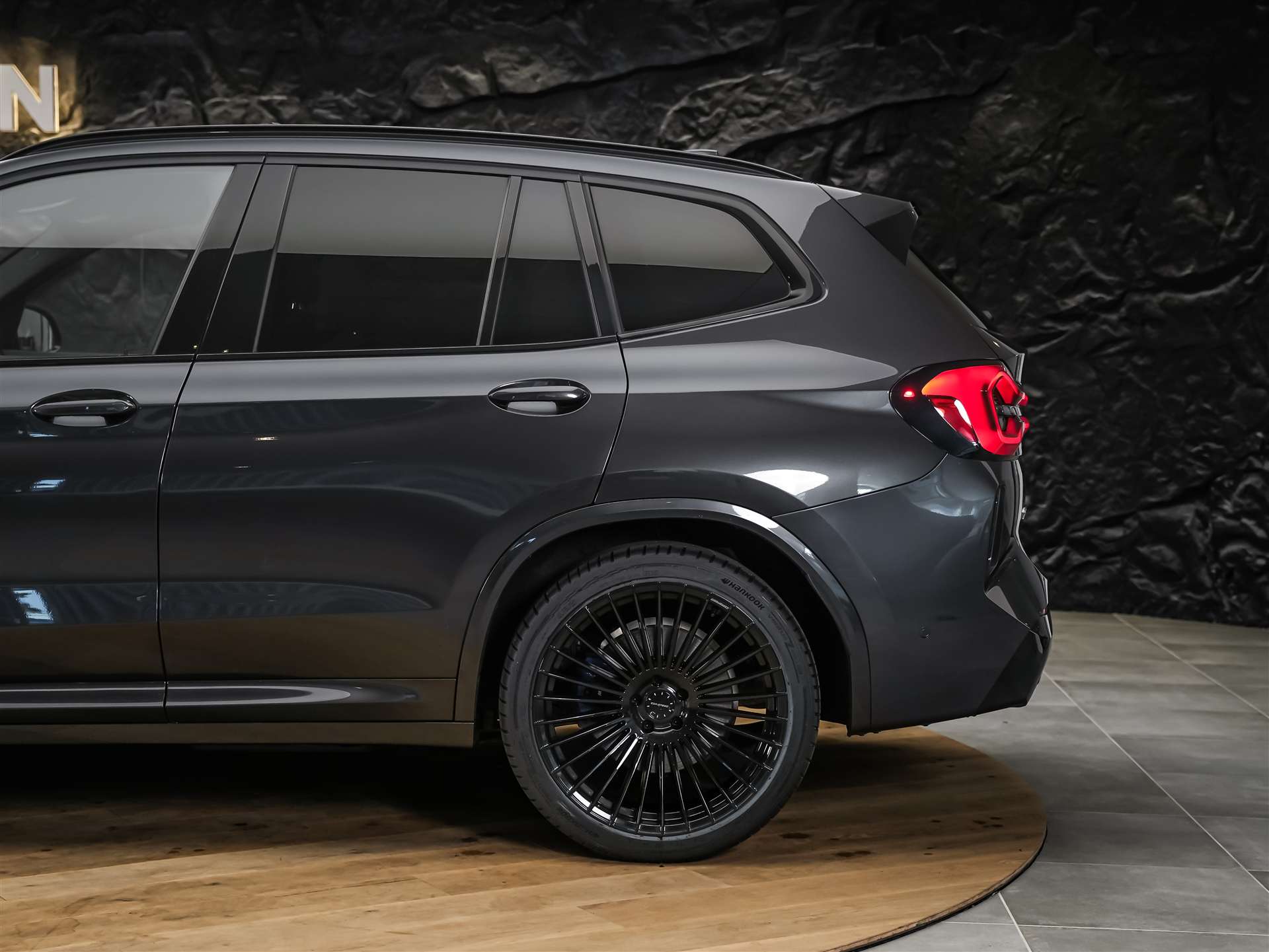 BMW X3 xDrive M40d *Panorama*Laser Scheinwerfer*Head-Up*-image-20