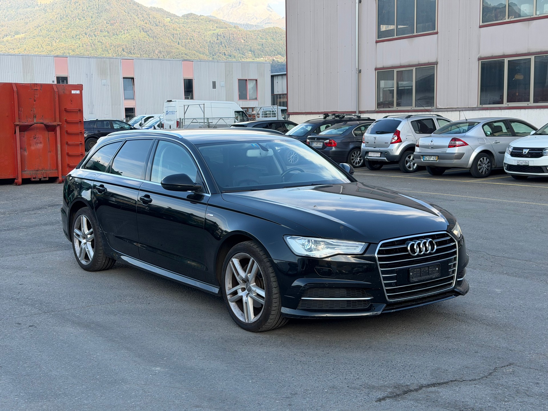 AUDI A6 Avant 2.0 TDI S line S-tronic-image-1