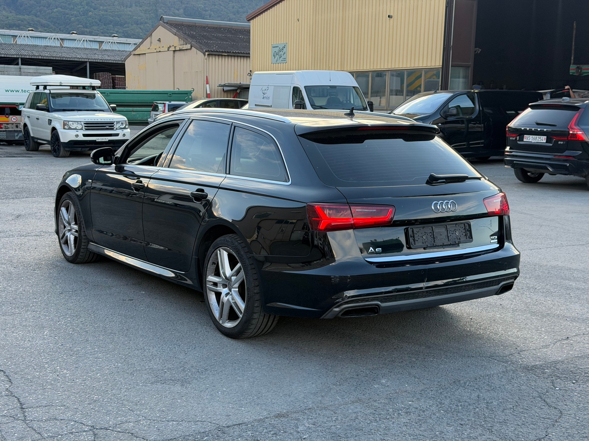 AUDI A6 Avant 2.0 TDI S line S-tronic-image-5