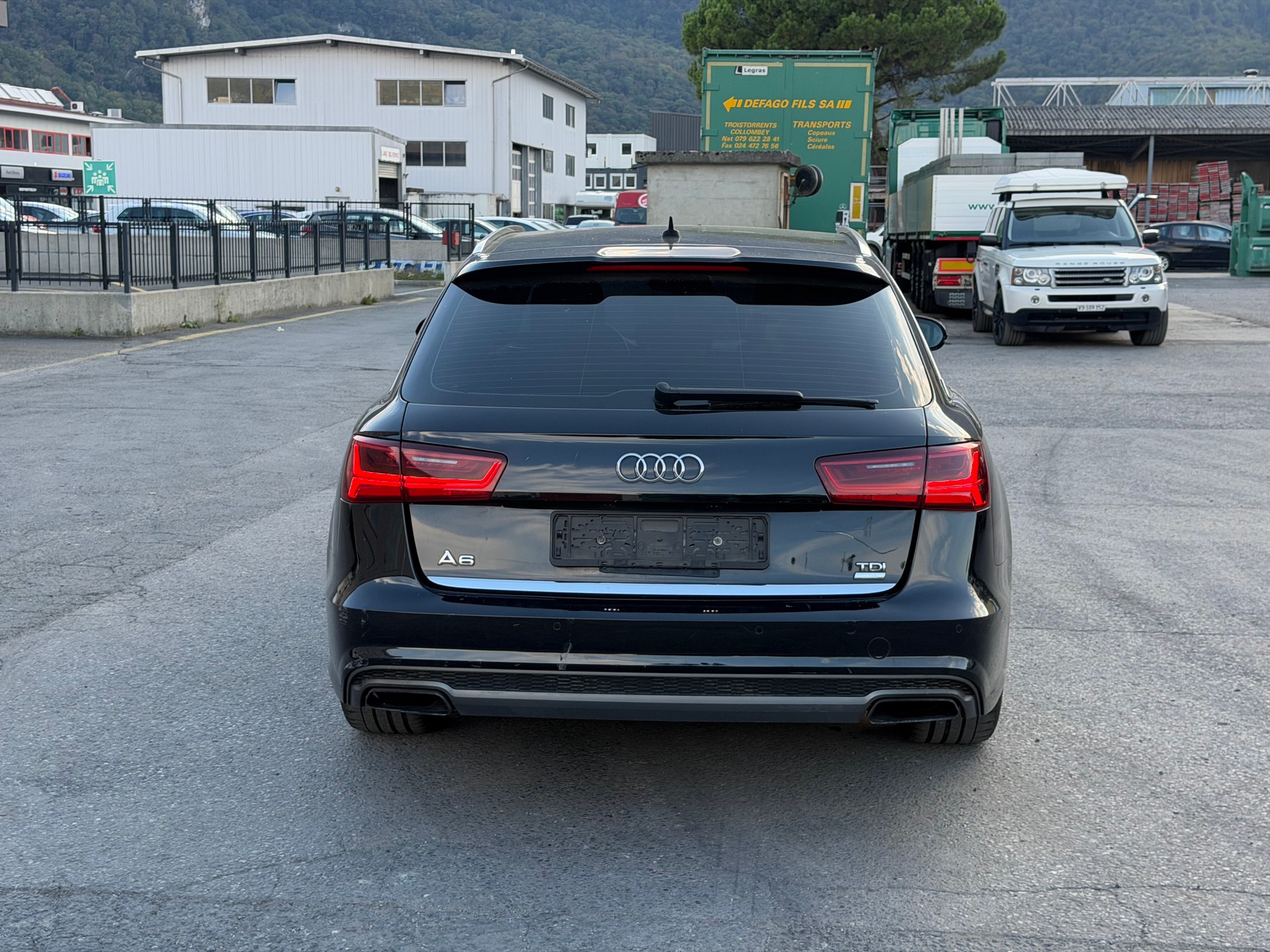 AUDI A6 Avant 2.0 TDI S line S-tronic-image-4