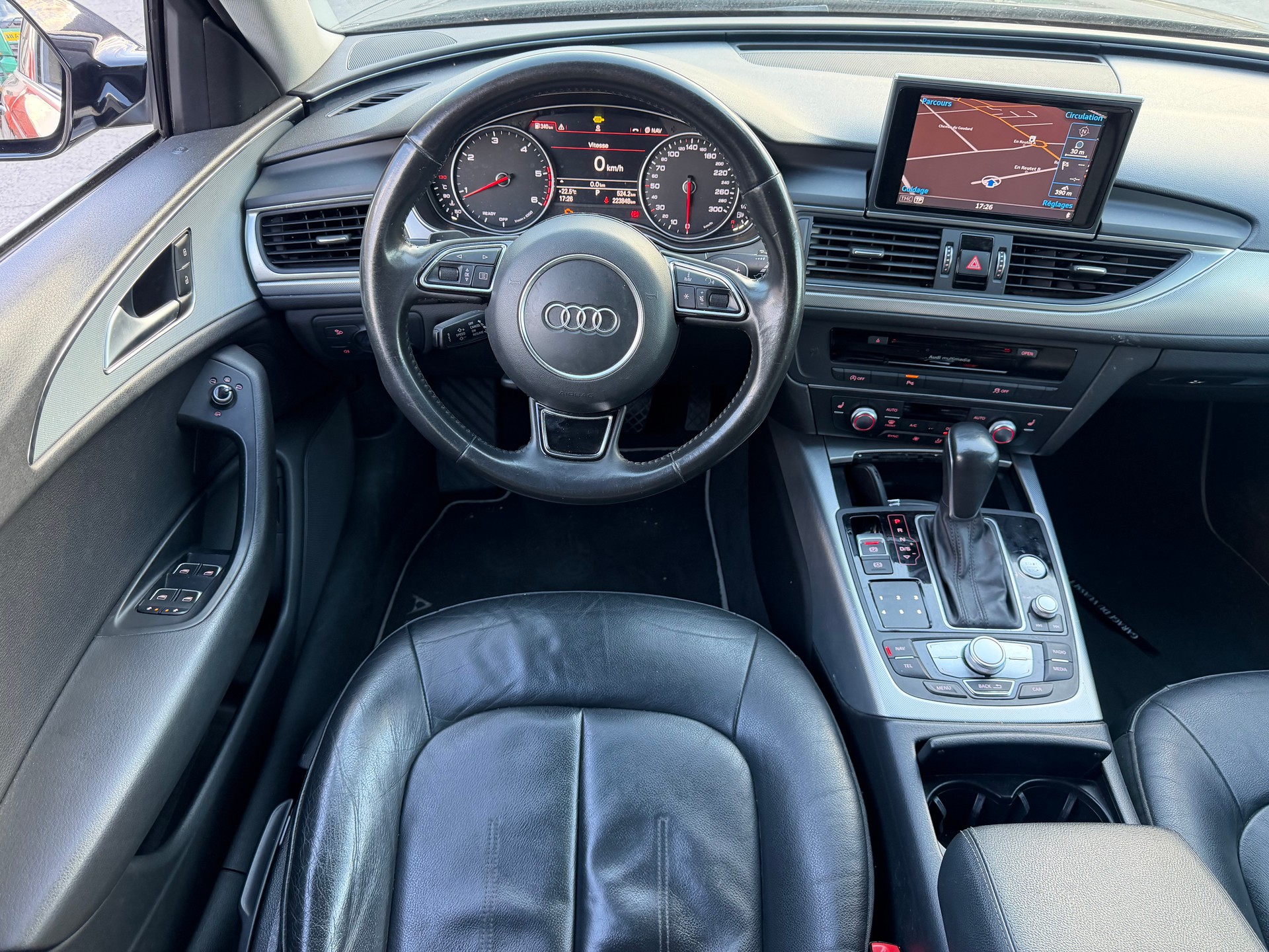 AUDI A6 Avant 2.0 TDI S line S-tronic-image-8