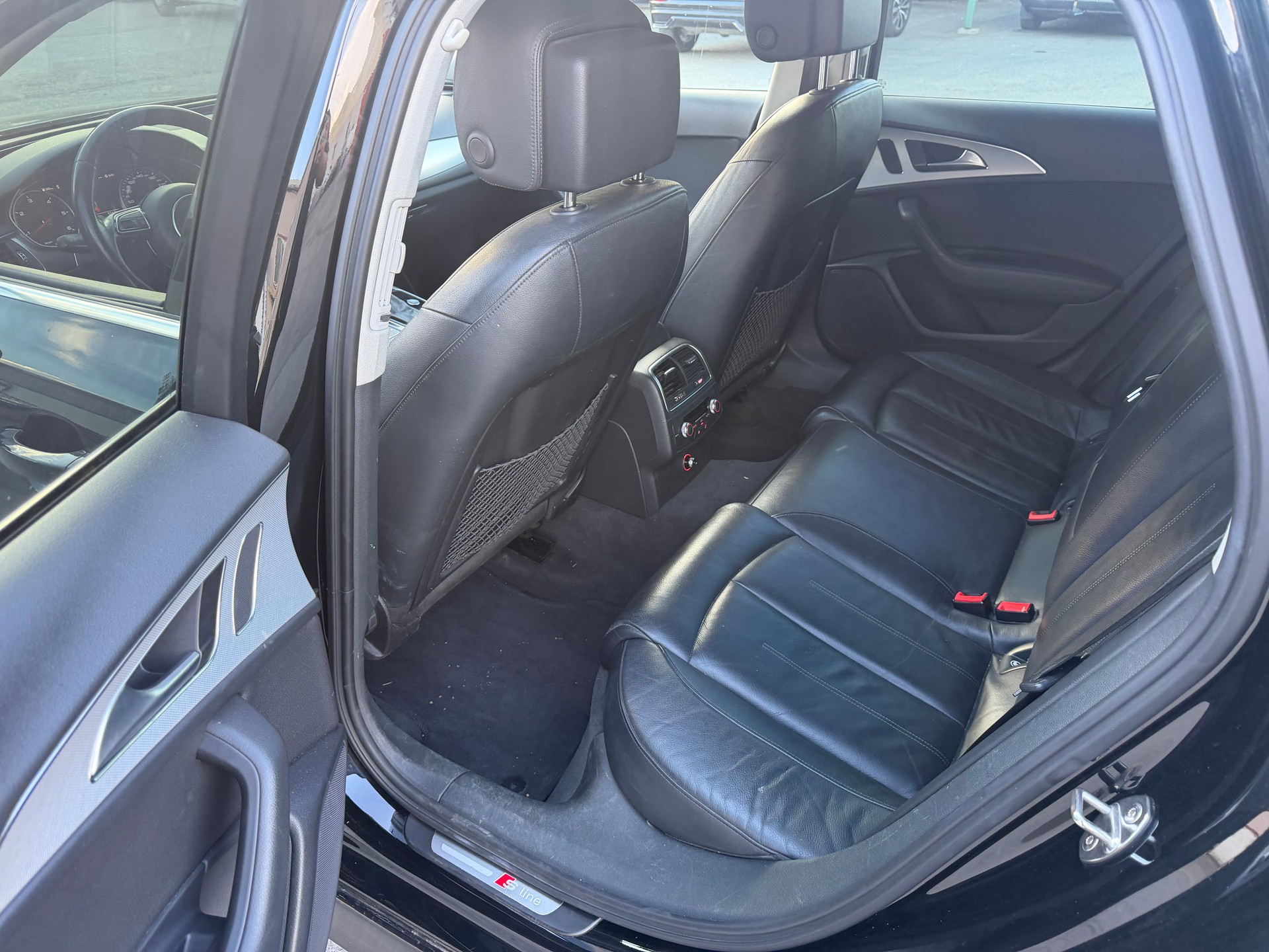 AUDI A6 Avant 2.0 TDI S line S-tronic-image-6