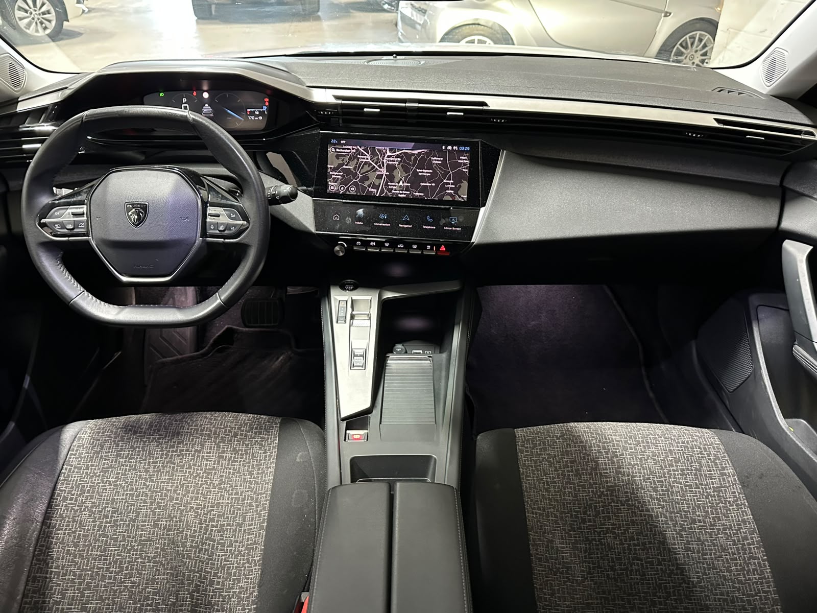 PEUGEOT 308 SW 1.5 BlueHDI Allure Pack EAT8-image-6