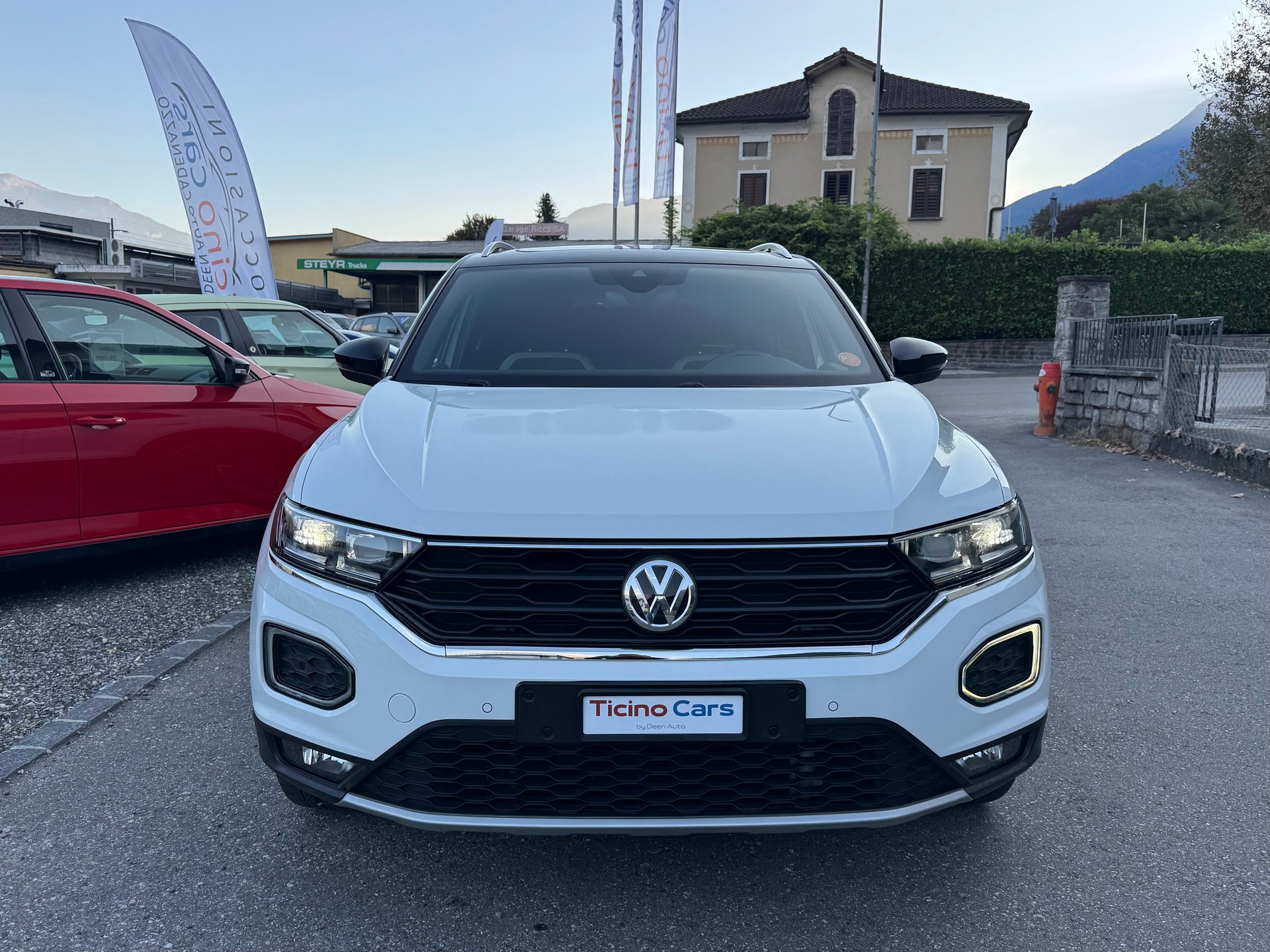 VW T-Roc 2.0 TSI Advance DSG 4Motion-image-6