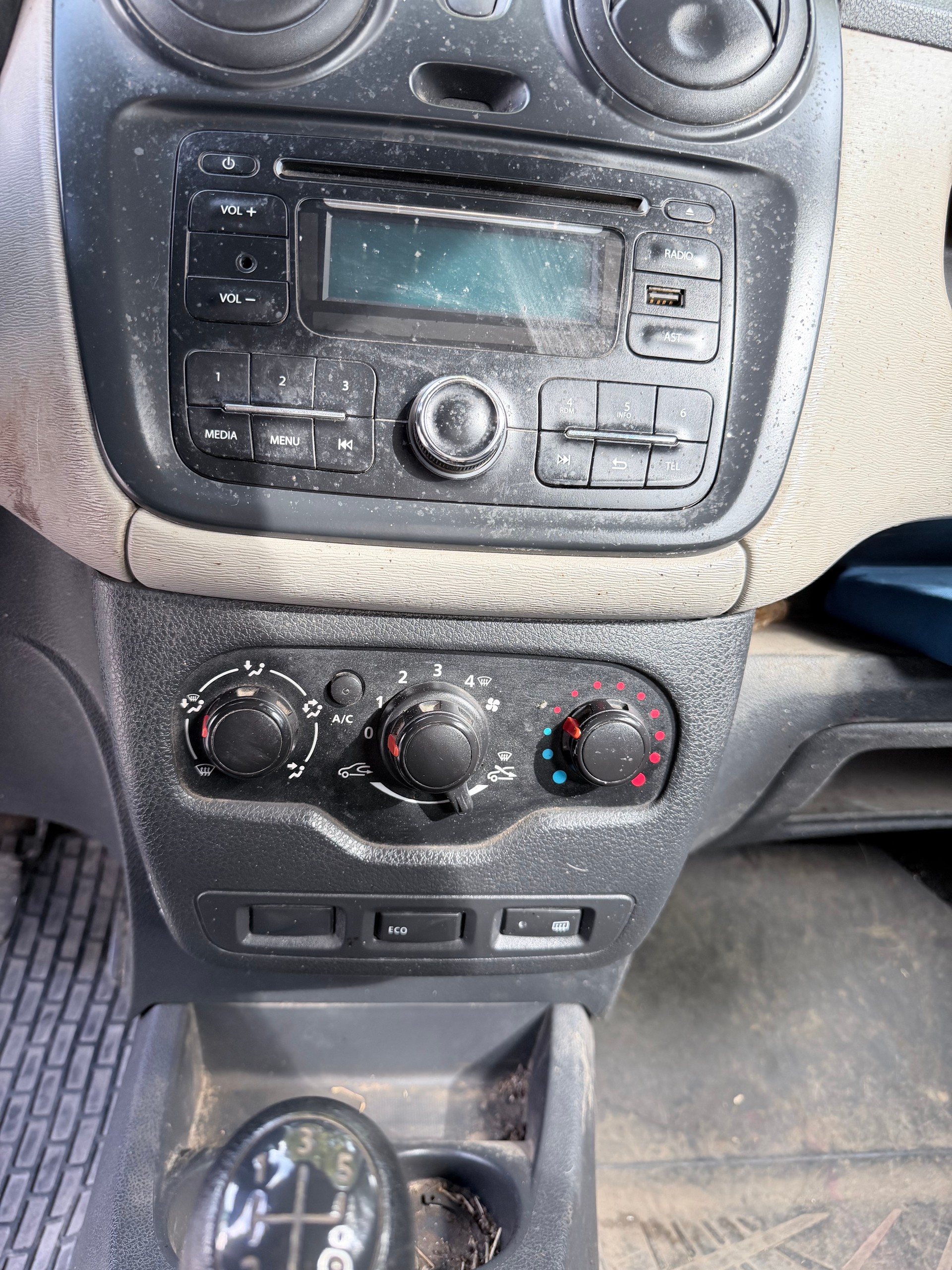 DACIA Dokker Van TCe 115 S&S Ambiance+-image-6